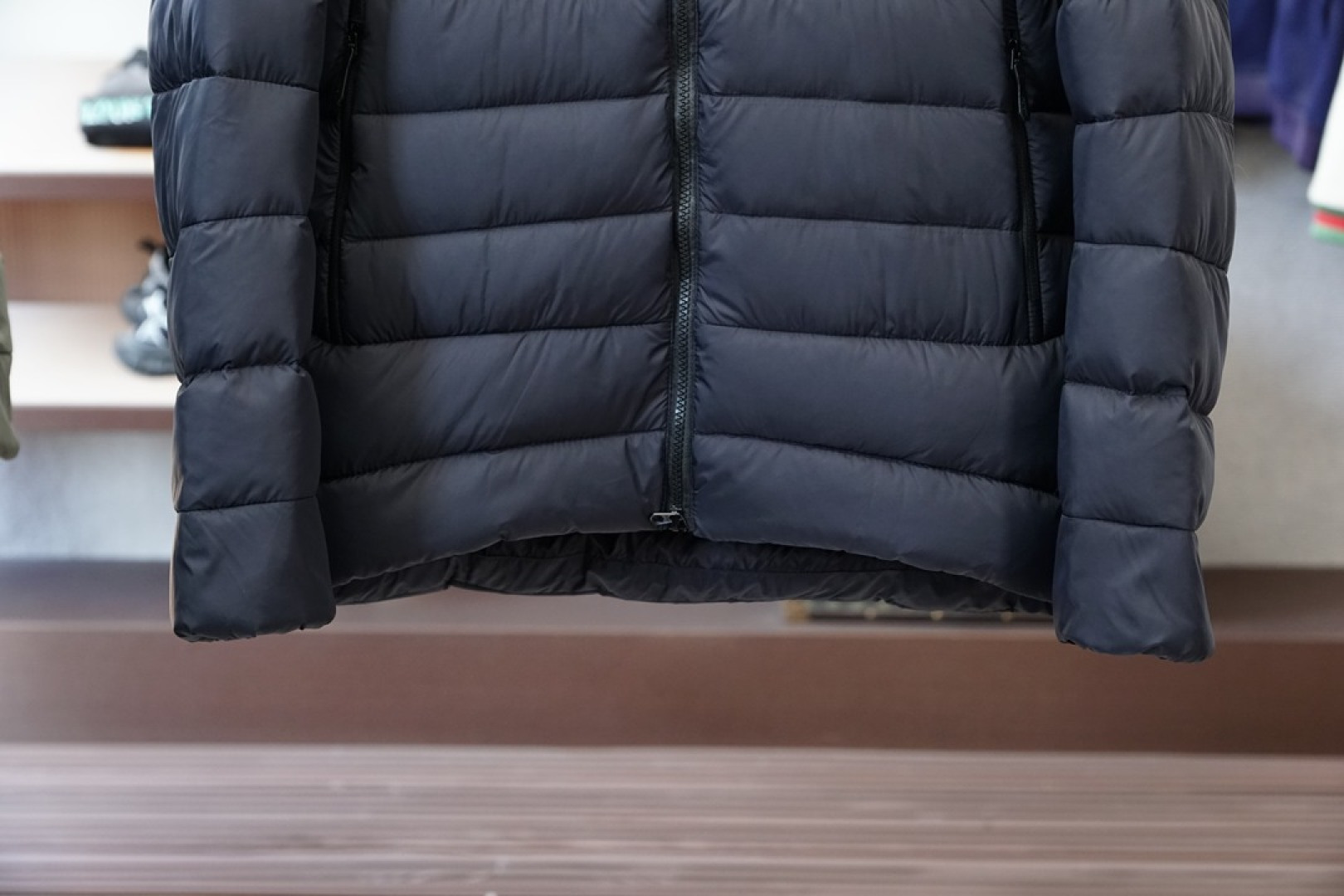 始祖鸟-2025秋冬爆款薄款羽绒🌟🌟薄款羽绒服精选90白鸭绒填充！面包般蓬松厚实、顶级大牌爆款 舒适透气