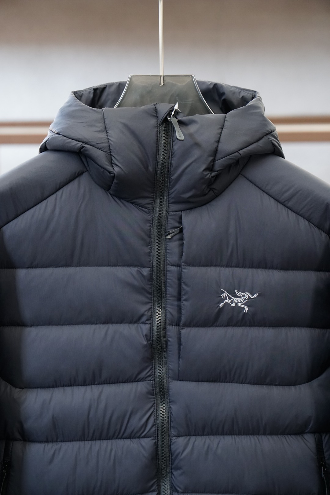 始祖鸟-2025秋冬爆款薄款羽绒🌟🌟薄款羽绒服精选90白鸭绒填充！面包般蓬松厚实、顶级大牌爆款 舒适透气