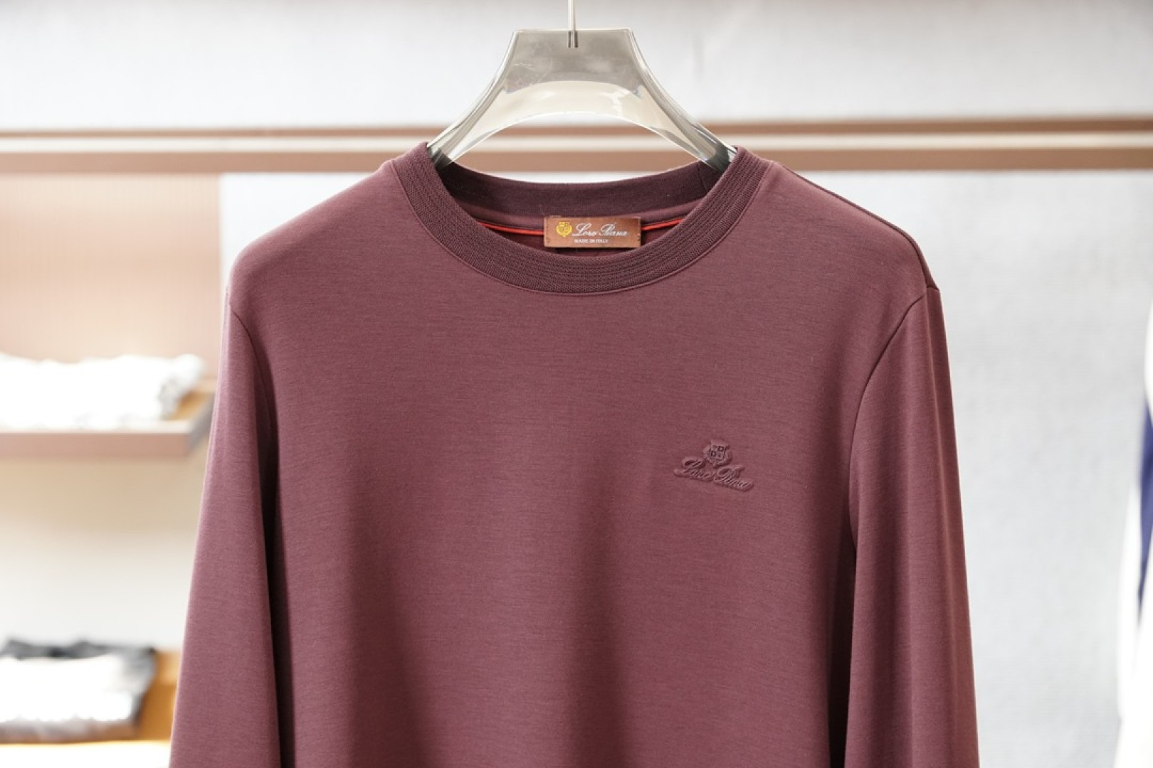 lP🆕桑蚕丝长袖、秋冬内搭天花板🌟🌟谁懂啊！lP🆕这款桑蚕丝长袖也太好穿了😭软糯的桑蚕丝面料贴身穿巨舒服