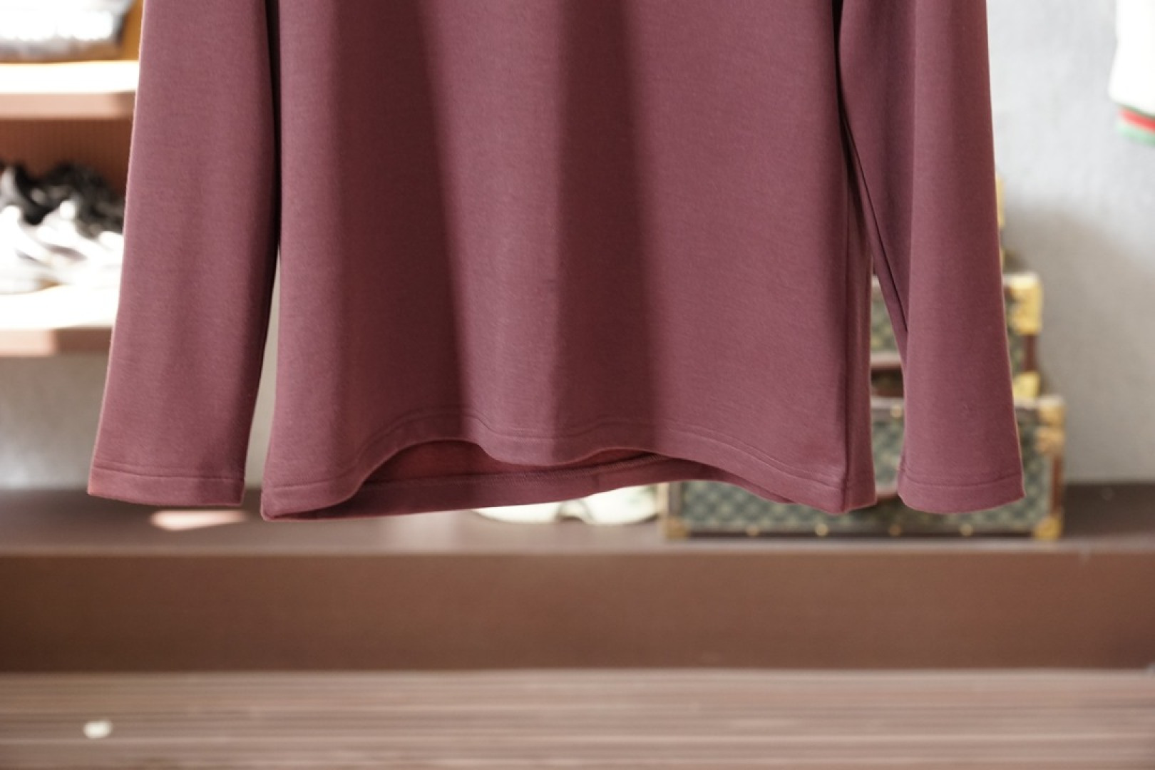 lP🆕桑蚕丝长袖、秋冬内搭天花板🌟🌟谁懂啊！lP🆕这款桑蚕丝长袖也太好穿了😭软糯的桑蚕丝面料贴身穿巨舒服