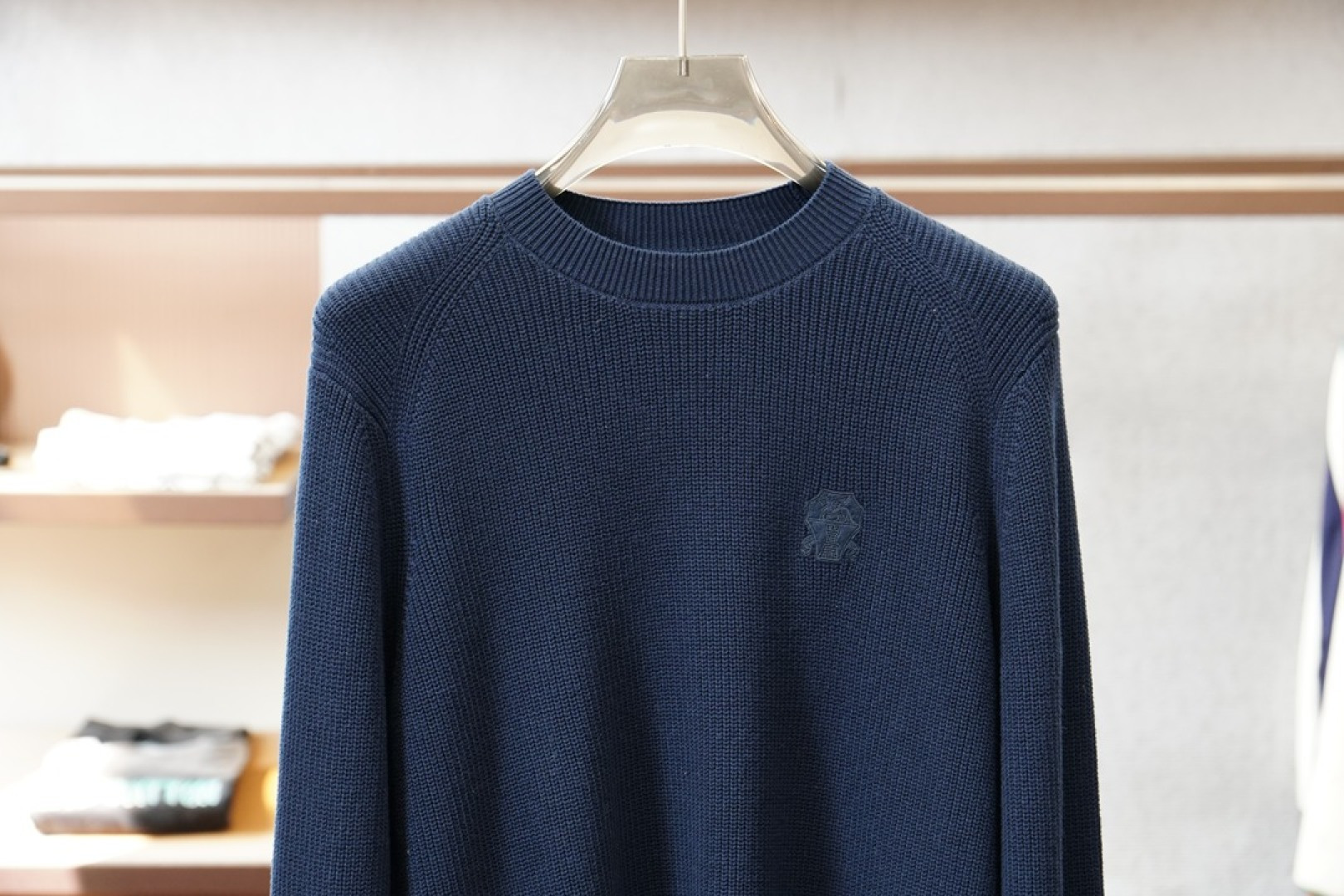 BC羊毛毛衣秋冬的温柔铠甲、秋冬衣柜里的王炸单品必须是BC这款羊毛毛衣🧶100%羊毛面料软糯到骨子里，贴