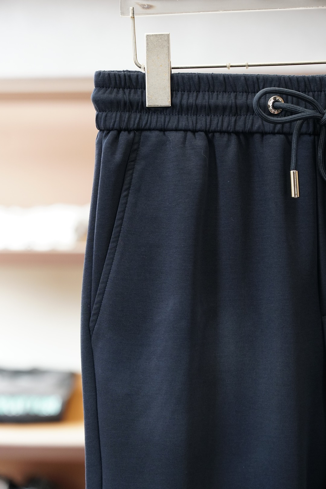 蒙口/2025年秋冬新品加厚休闲裤，🎺🎺客供定织精纺加厚棉料～今年大牌男装主推的一款新型面料，上身舒适柔