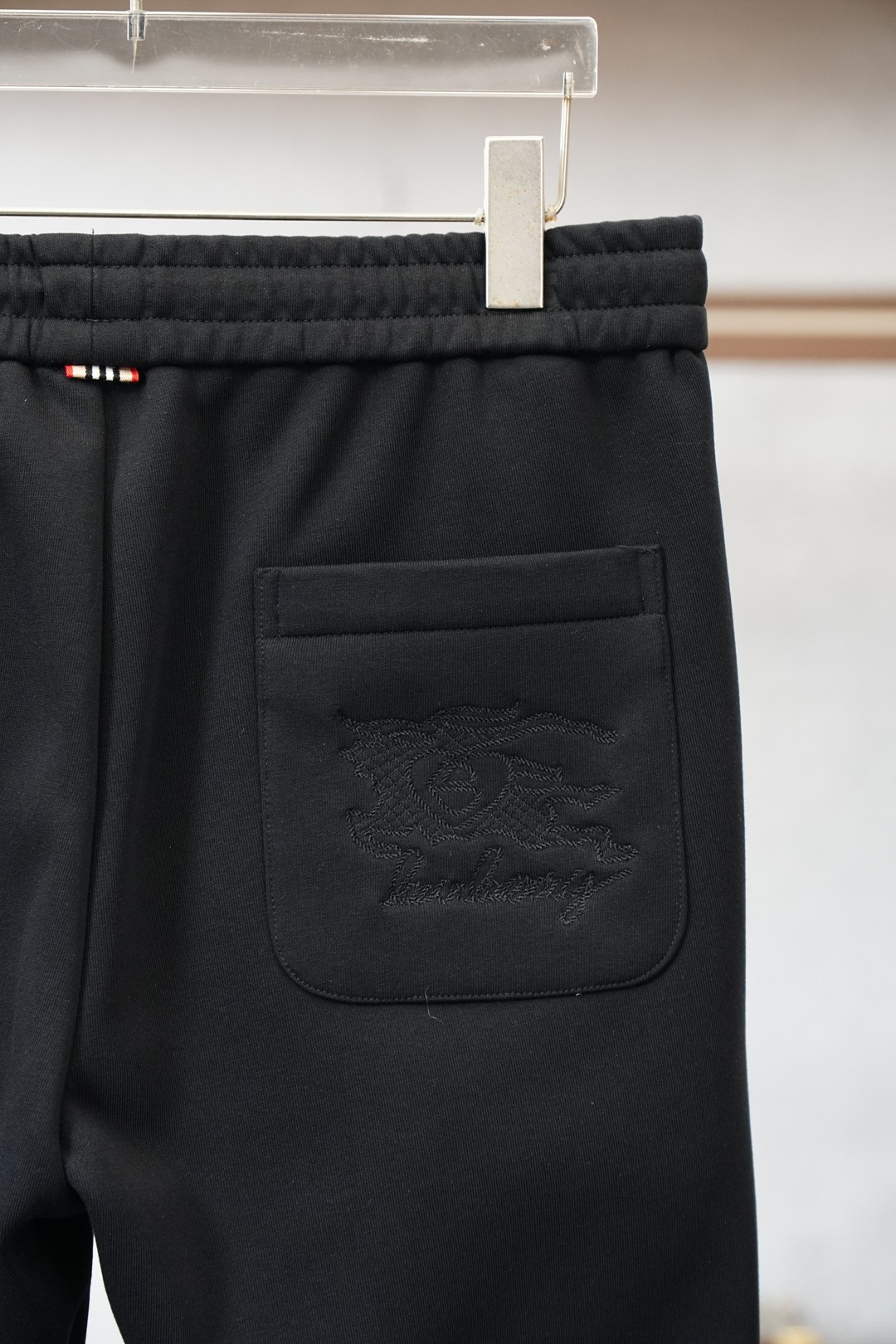 BBR-25秋冬# LO水貂绒一体加绒裤玫瑰花秋冬最不能缺少的加绒产物，尤其是这种品牌的裤装单品～真的是