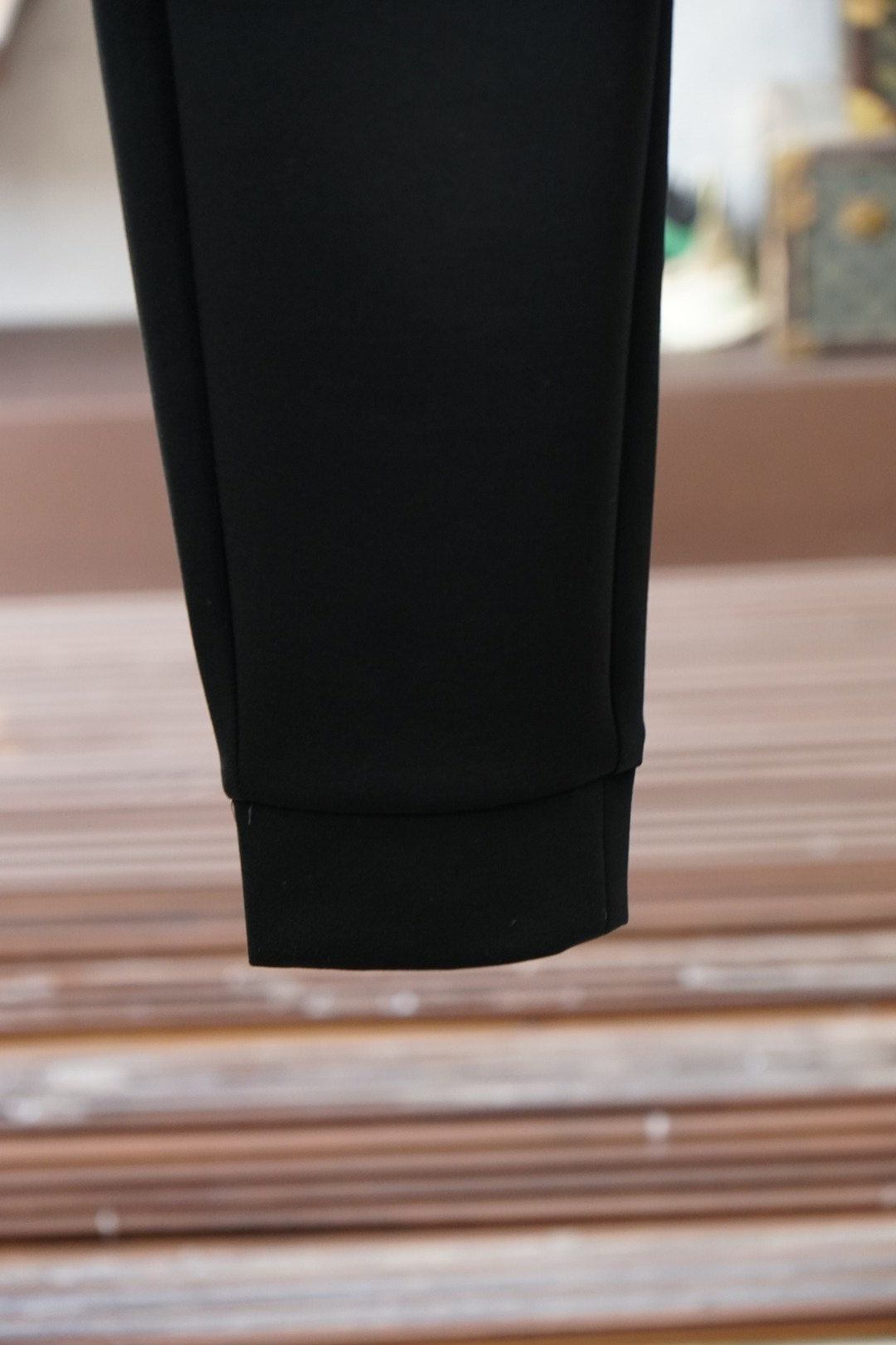 蒙口/2025年秋冬新品加厚休闲裤，🎺🎺客供定织精纺加厚棉料～今年大牌男装主推的一款新型面料，上身舒适柔