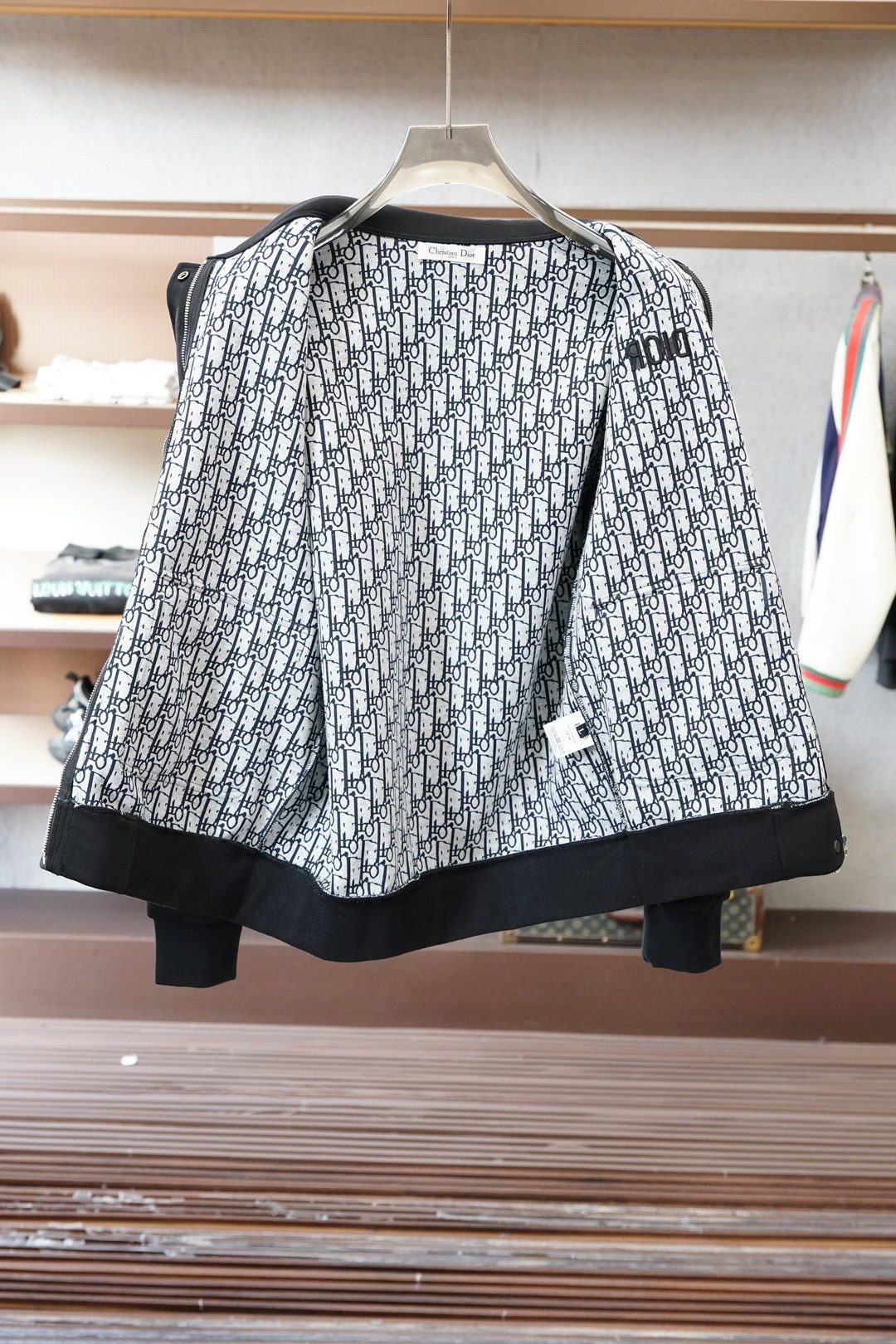 Dior迪奥_套装-2025秋冬系列上新✨ 秋冬新品！时尚男士休闲运动套装👍🏼采用高档定制舒适保暖面料，