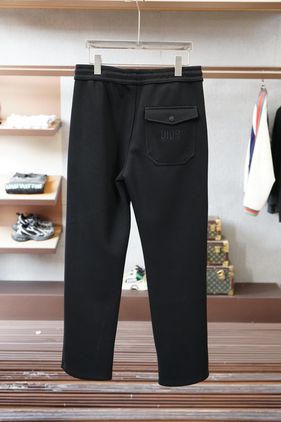 Dior迪奥_套装-2025秋冬系列上新✨ 秋冬新品！时尚男士休闲运动套装👍🏼采用高档定制舒适保暖面料，