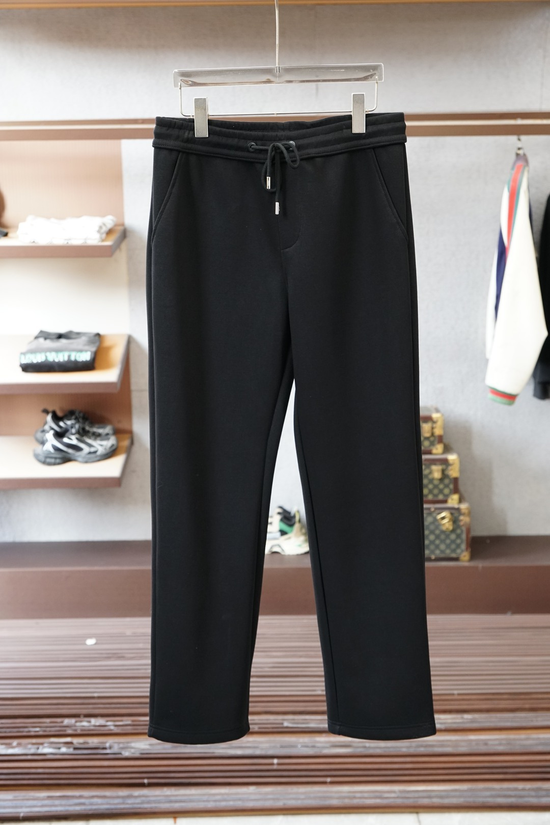 Dior迪奥_套装-2025秋冬系列上新✨ 秋冬新品！时尚男士休闲运动套装👍🏼采用高档定制舒适保暖面料，