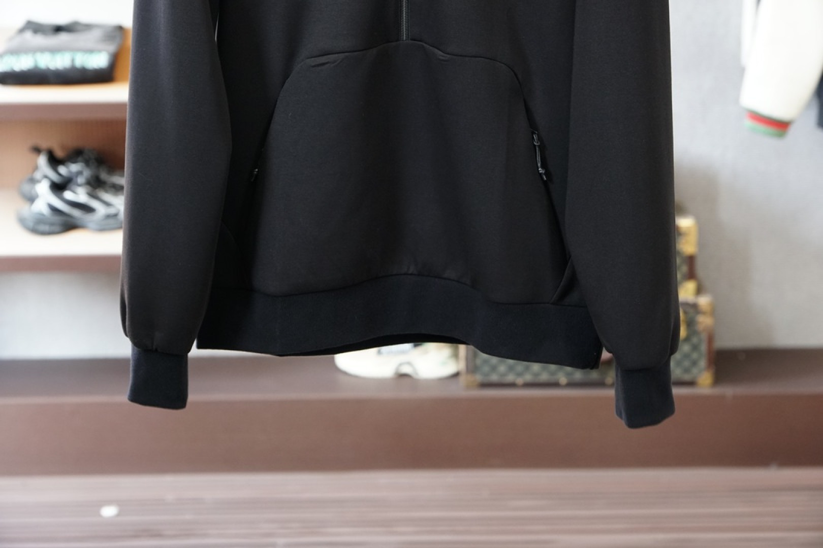 lP🆕-套装-2025秋冬系列上新✨ 秋冬新品！时尚男士休闲运动套装👍🏼采用高档定制舒适保暖面料，高克重