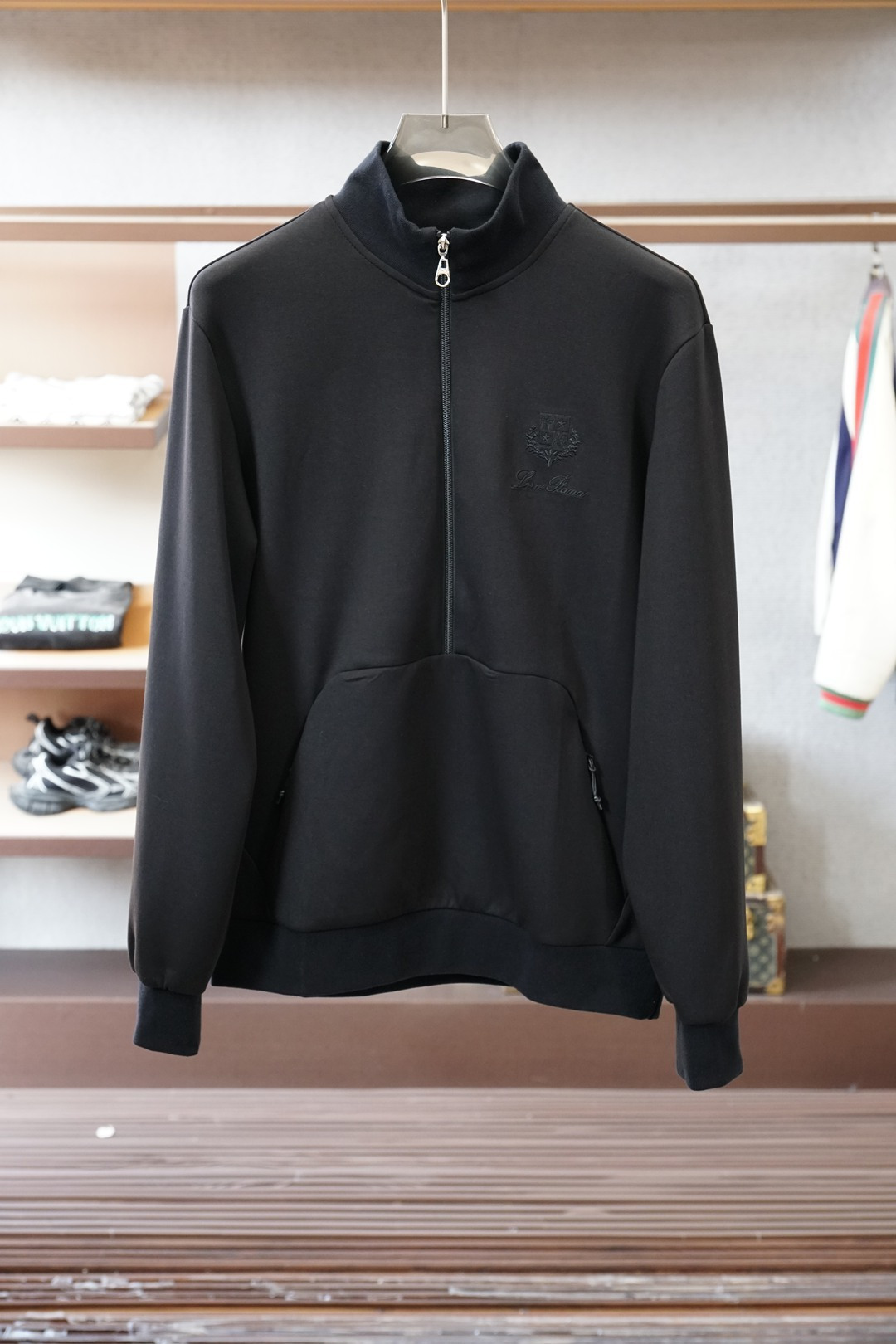 lP🆕-套装-2025秋冬系列上新✨ 秋冬新品！时尚男士休闲运动套装👍🏼采用高档定制舒适保暖面料，高克重