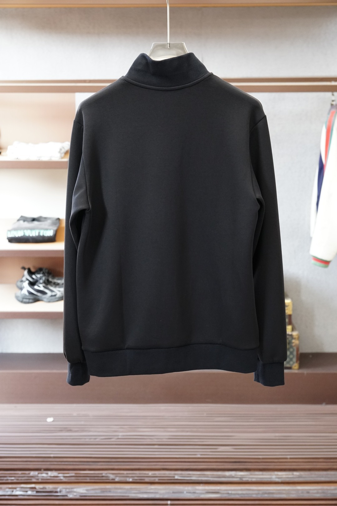 lP🆕-套装-2025秋冬系列上新✨ 秋冬新品！时尚男士休闲运动套装👍🏼采用高档定制舒适保暖面料，高克重