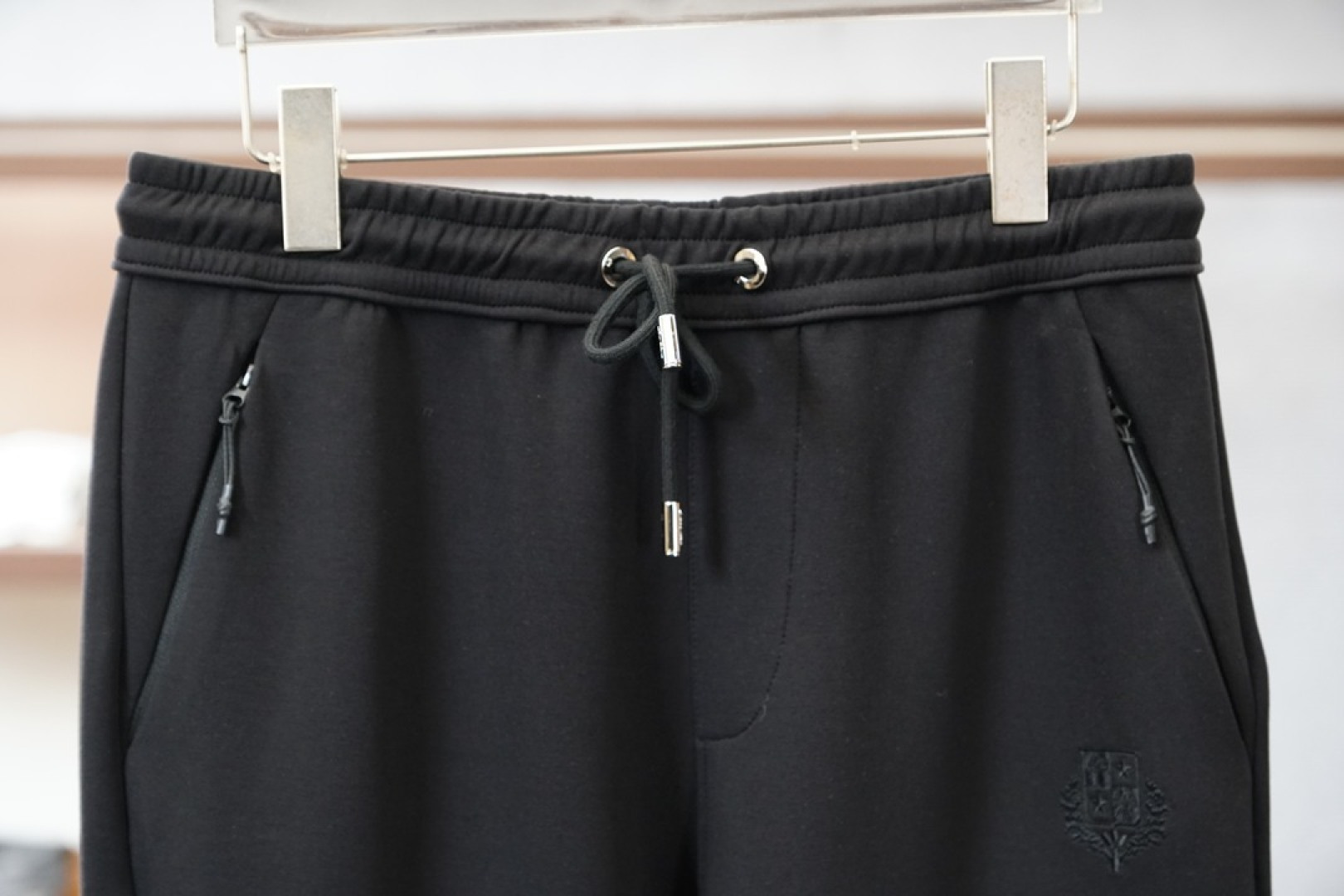 lP🆕-套装-2025秋冬系列上新✨ 秋冬新品！时尚男士休闲运动套装👍🏼采用高档定制舒适保暖面料，高克重