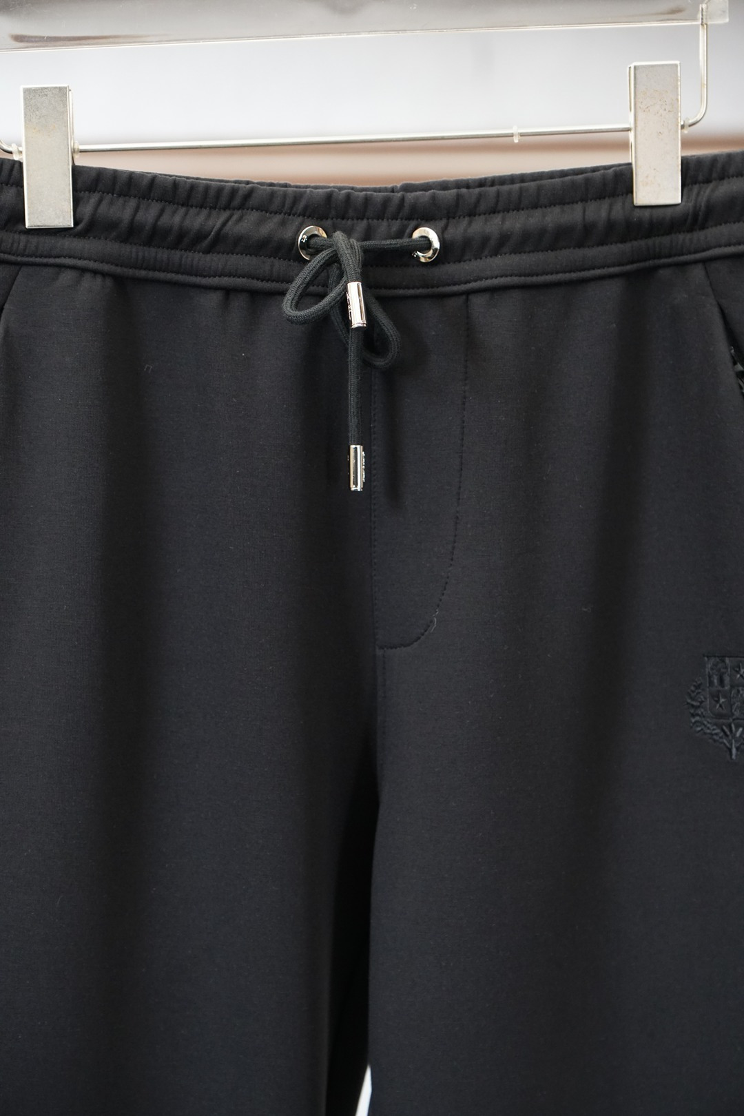 lP🆕-套装-2025秋冬系列上新✨ 秋冬新品！时尚男士休闲运动套装👍🏼采用高档定制舒适保暖面料，高克重