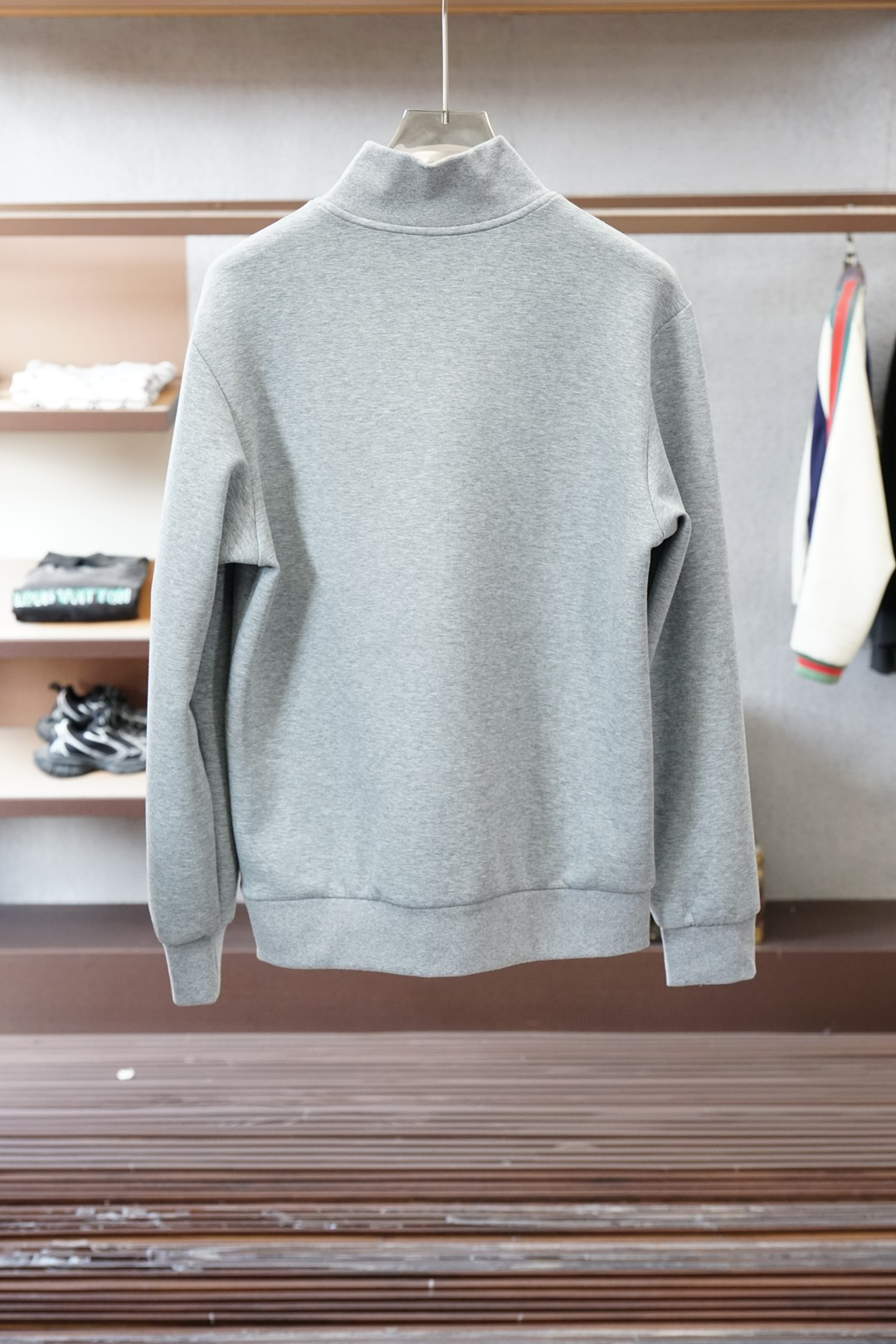 lP🆕-套装-2025秋冬系列上新✨ 秋冬新品！时尚男士休闲运动套装👍🏼采用高档定制舒适保暖面料，高克重