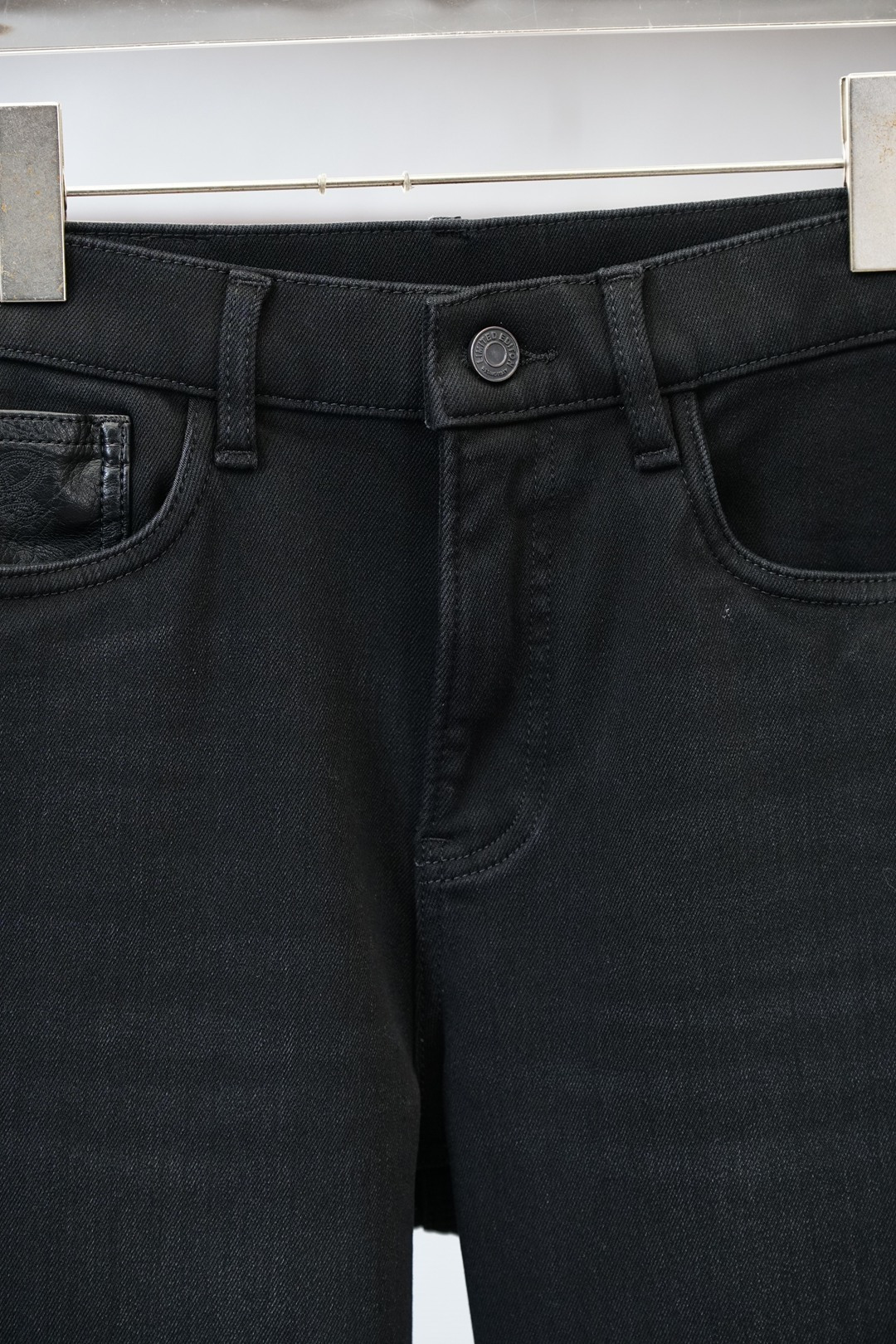 Loewe罗意威秋冬加厚牛仔裤☀️☀️💐💐25 🥥🥥秋冬爆款推荐 牛仔裤🆕独家原版开发出售 复刻版202