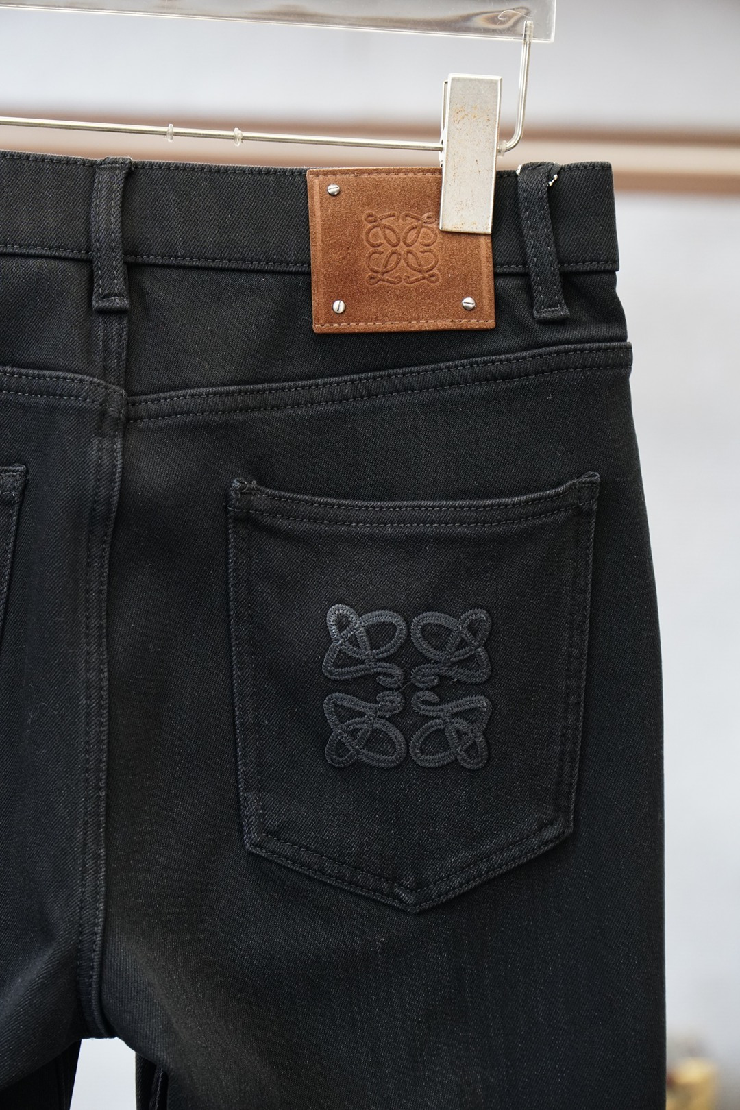 Loewe罗意威秋冬加厚牛仔裤☀️☀️💐💐25 🥥🥥秋冬爆款推荐 牛仔裤🆕独家原版开发出售 复刻版202