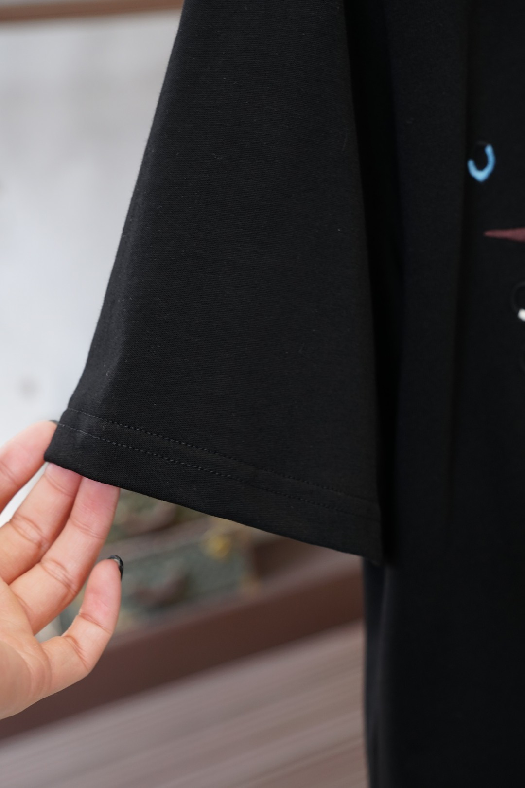 Fendi芬迪-2026早春高密度刺绣圆领短袖系列圆领刺绣标识棉质短袖T恤 元素性的Logo徽章凸显运动