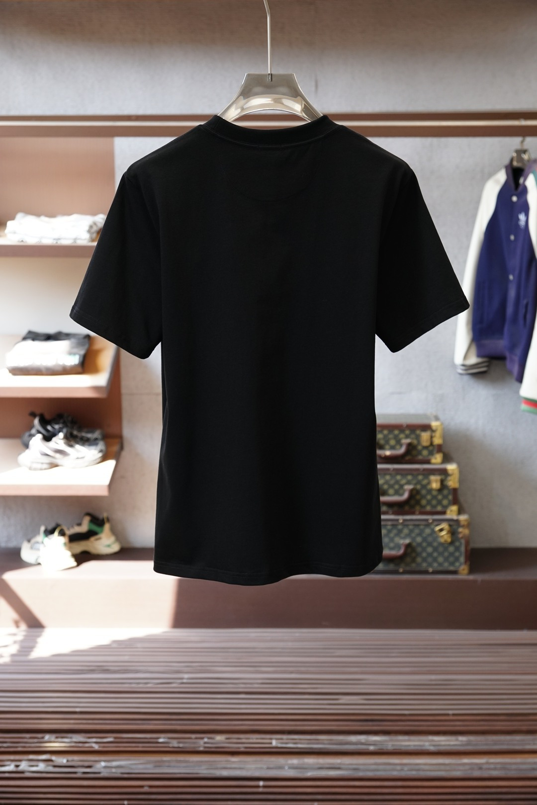 巴宝莉-Burberry黑标短袖｜高级感藏在细节里✨谁懂啊！Burberry这款哥特徽标短袖真的把低调奢