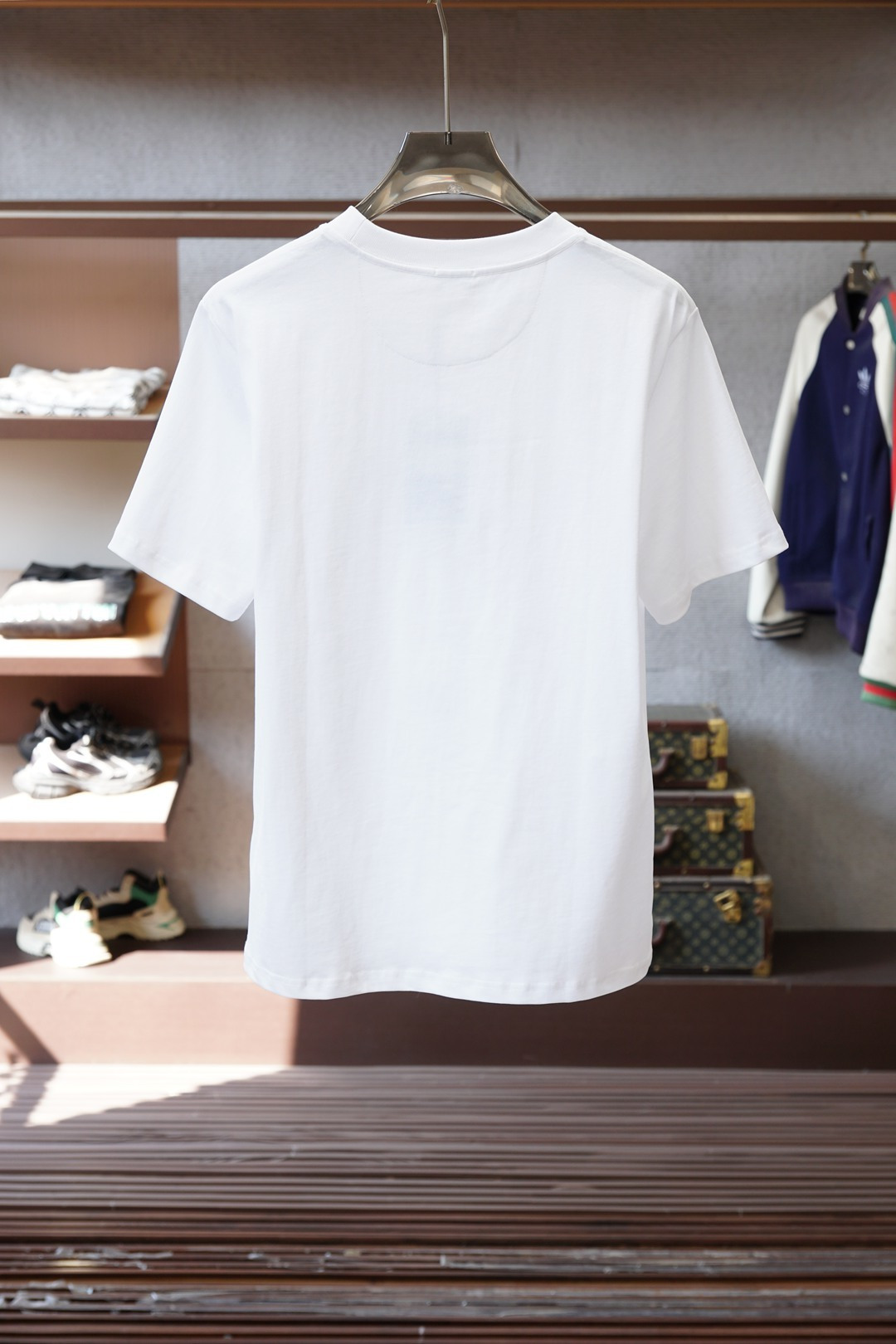 巴宝莉-Burberry黑标短袖｜高级感藏在细节里✨谁懂啊！Burberry这款哥特徽标短袖真的把低调奢