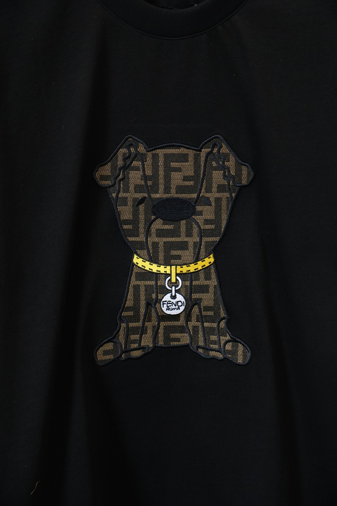 芬迪Fendi萌犬刺绣纯棉短袖▫️高支精梳棉｜透气亲肤 版型挺括▫️FF老花萌犬刺绣｜萌趣设计+品牌辨识