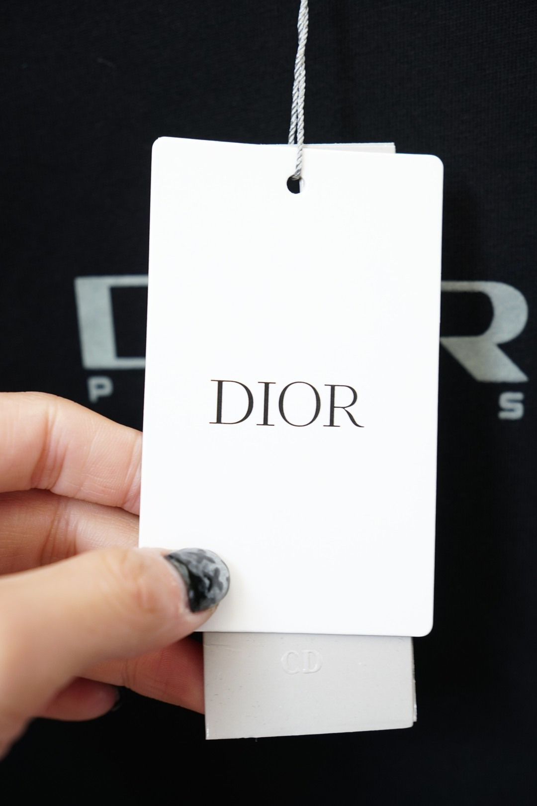 迪奥/Dior基础款短袖｜极简主义的高级感✨Dior这款经典logo短袖真的是轻奢衣橱刚需！黑白双色的基