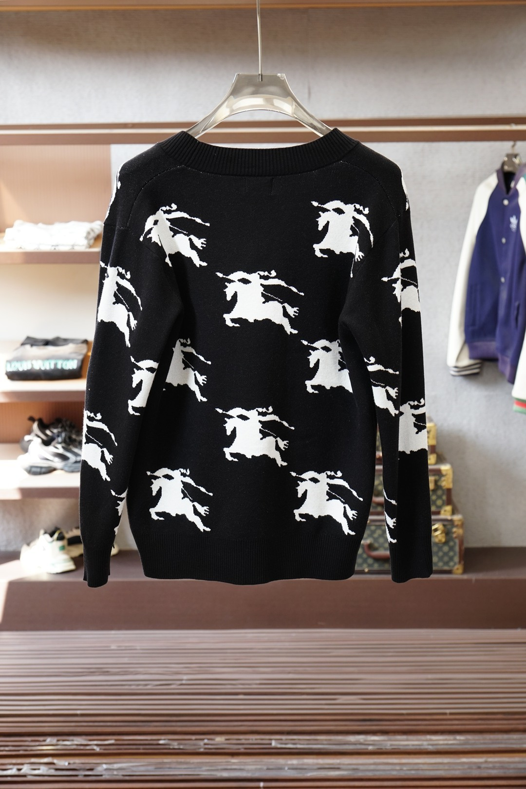 BBR巴宝莉/💞🪷💞2025秋冬经典格子开衫毛衣外套🪷优质羊毛，😘简约而不简单。💞休闲连帽款式，日常搭配