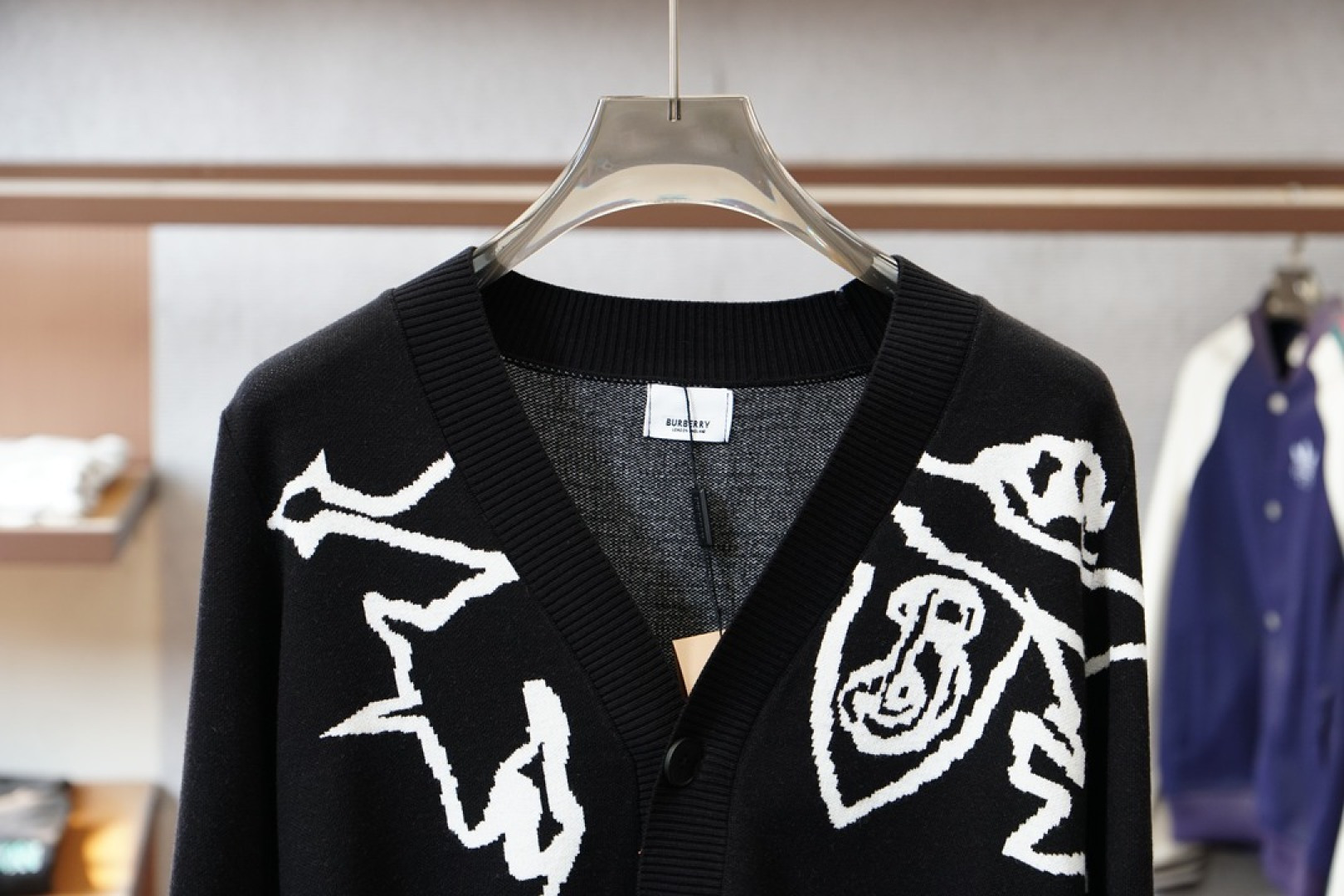 BBR巴宝莉/💞🪷💞2025秋冬开衫毛衣外套🪷优质羊毛，😘简约而不简单。💞休闲连帽款式，日常搭配出街轻松