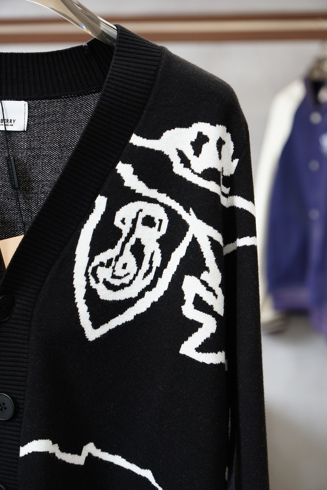 BBR巴宝莉/💞🪷💞2025秋冬开衫毛衣外套🪷优质羊毛，😘简约而不简单。💞休闲连帽款式，日常搭配出街轻松