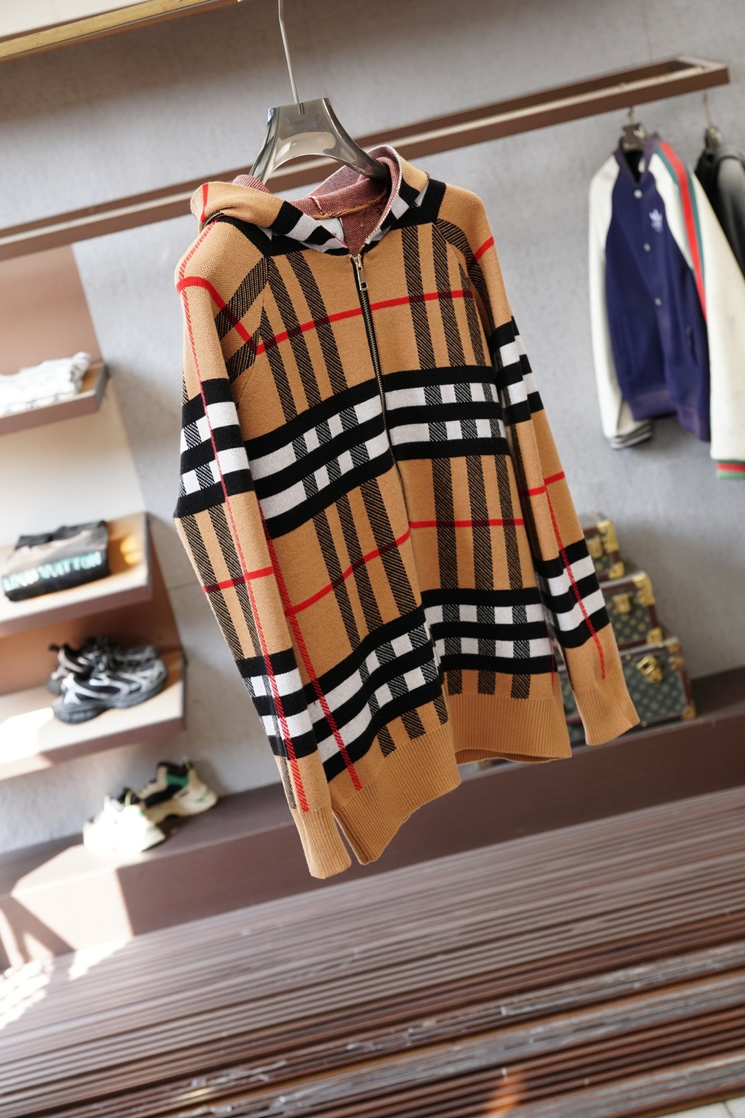 BBR巴宝莉/💞🪷💞2025秋冬经典格子开衫毛衣外套🪷优质羊毛，😘简约而不简单。💞休闲连帽款式，日常搭配