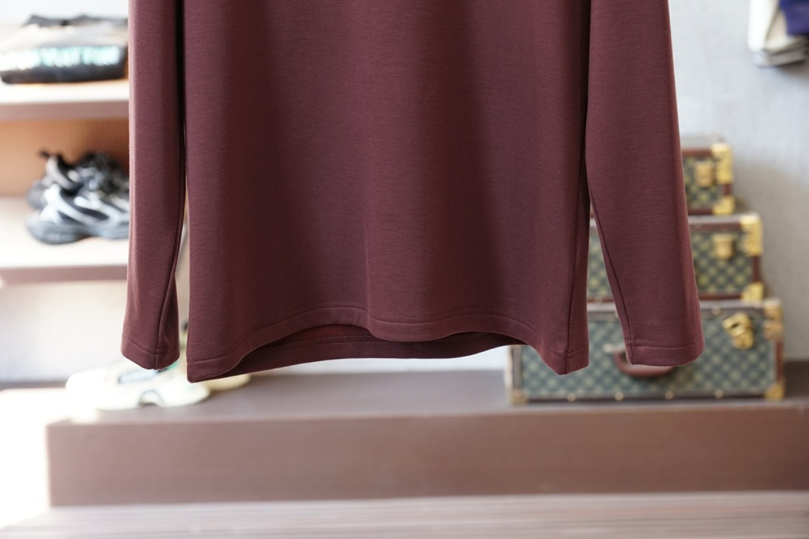 lp🆕，2025秋冬最新橡胶字母徽标男士加绒圆领长袖T恤，可做打底衫保暖内衣穿着，胸前极具代表性的字母L