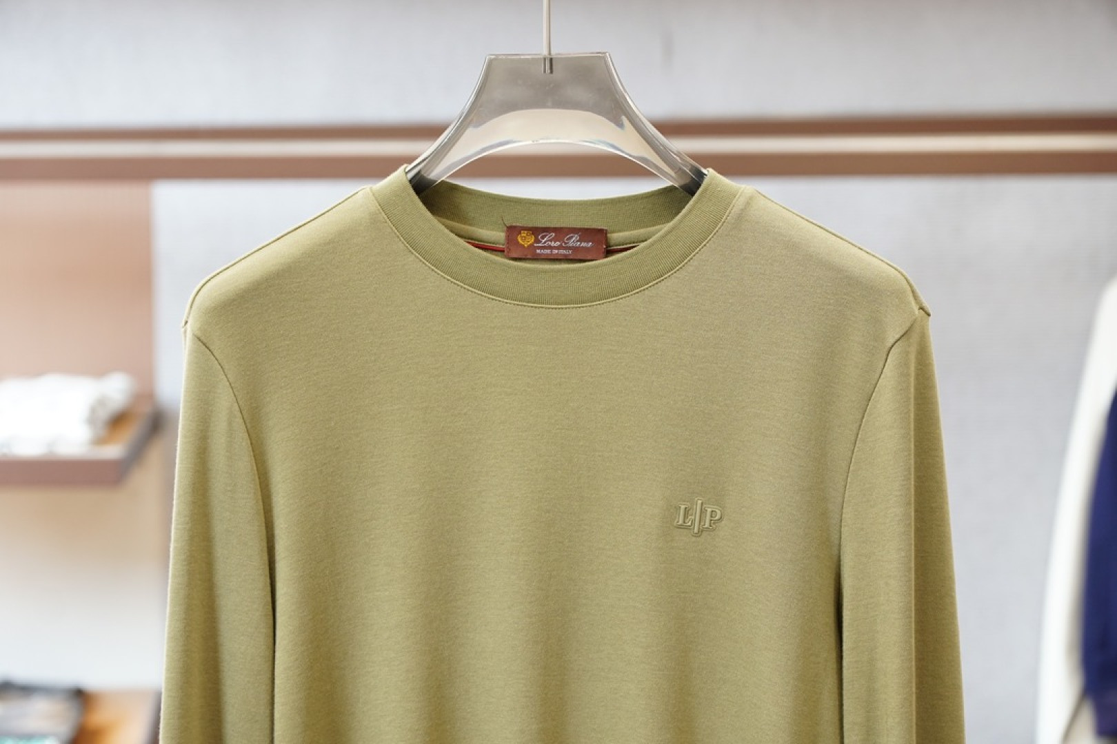 lp🆕2025秋冬最新字母徽标男士圆领长袖T恤，传统圆领套头款式，简单大方，胸前标志性lp🆕橡胶徽标，与
