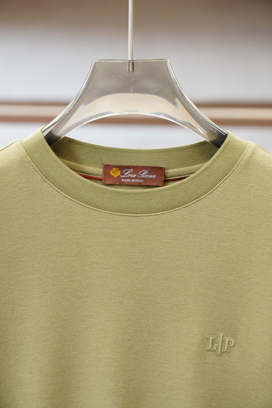 lp🆕2025秋冬最新字母徽标男士圆领长袖T恤，传统圆领套头款式，简单大方，胸前标志性lp🆕橡胶徽标，与