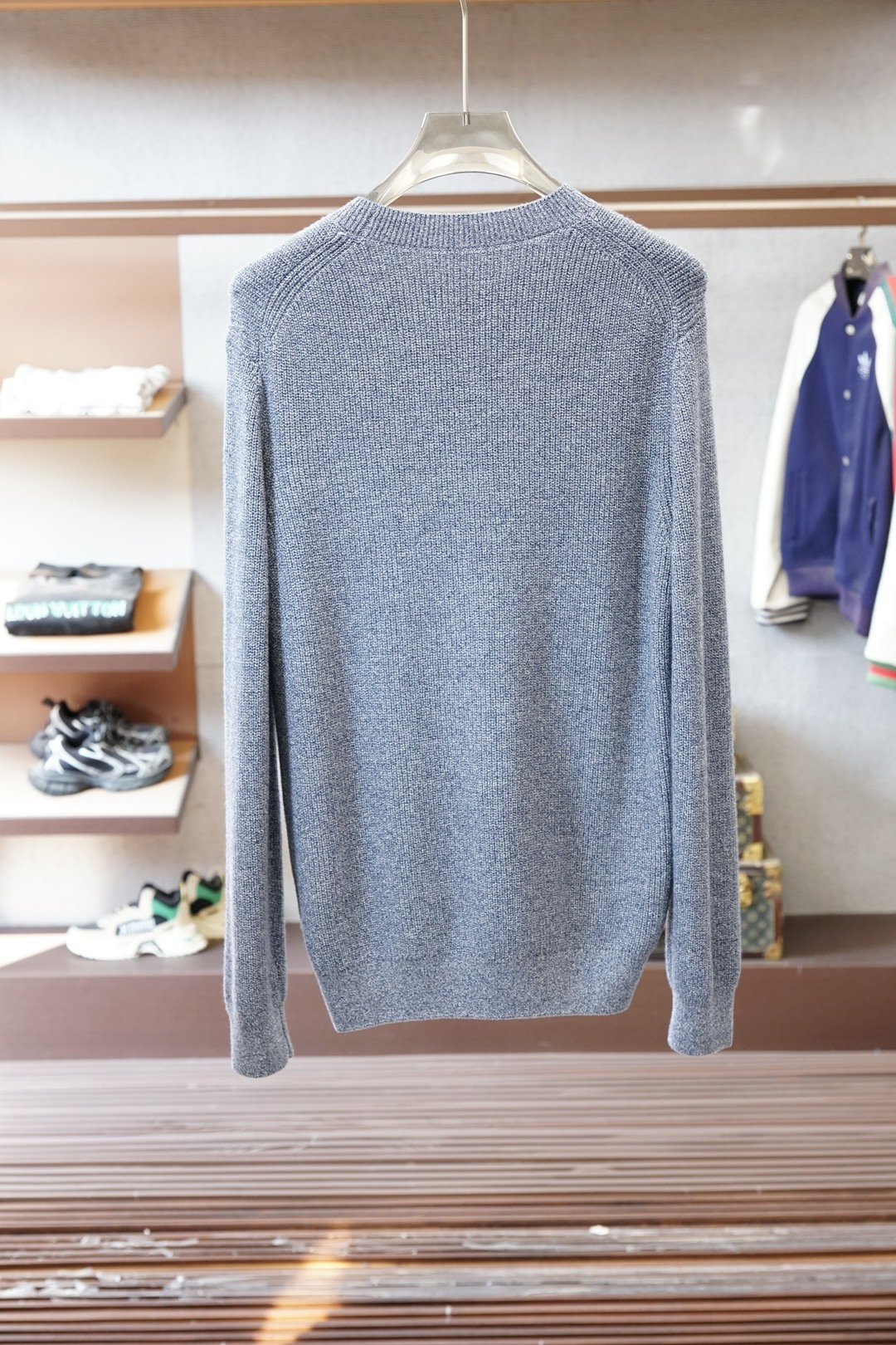 25秋冬新款 BC男士圆领毛衣，羊毛混纺面料 高品质天然纤维加倍呵护肌肤。整件衣服手感细腻 软糯 绵柔 