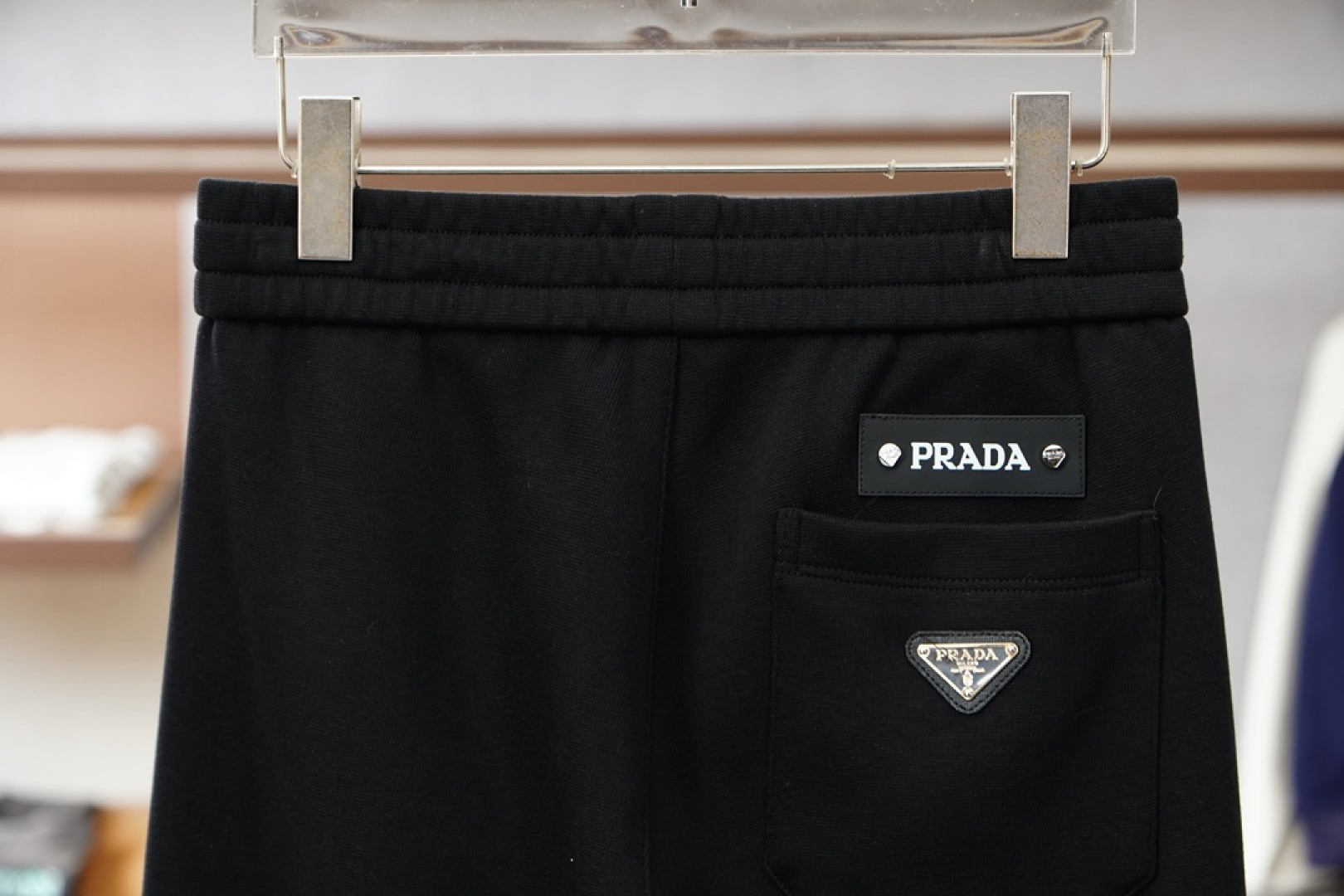 Prada普拉达/25秋冬 🌟🌟男士精品休闲裤.意大利🇮🇹进口面料，🩷🩷最新款上身版型无敌正!绝对可以闭