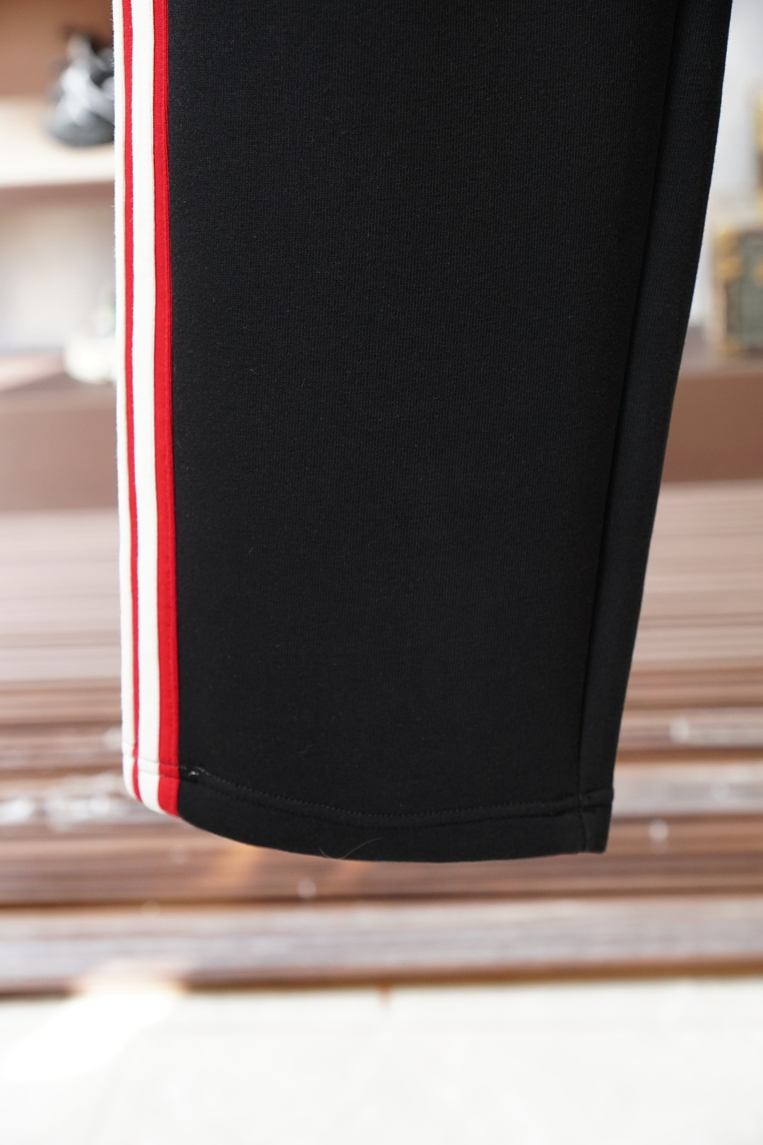 巴黎世家-25秋冬 🌟🌟男士精品休闲直筒裤史上最强修饰腿型拉长身材比例，.意大利🇮🇹进口面料，🩷🩷最新款