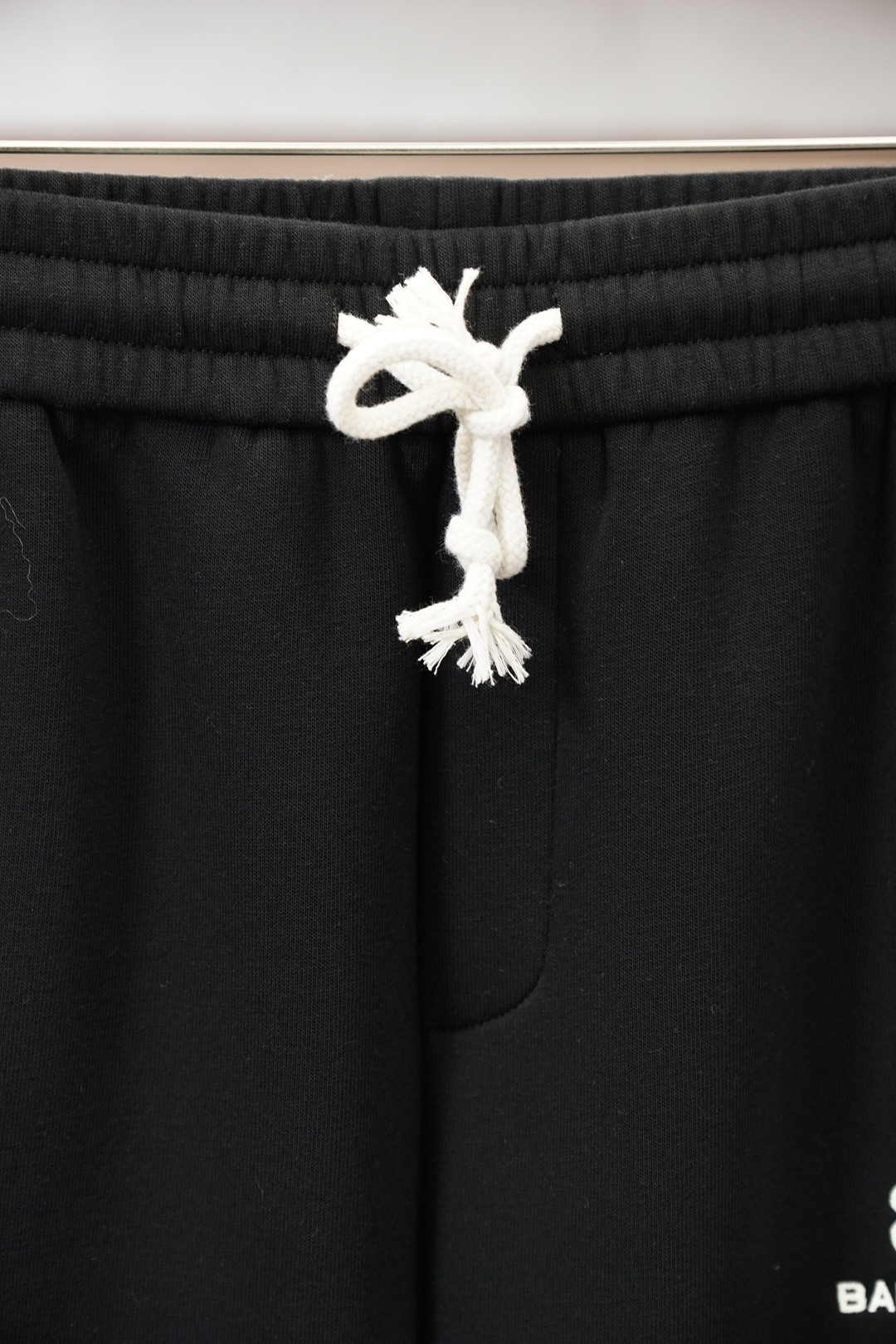 巴黎世家-25秋冬 🌟🌟男士精品休闲直筒裤史上最强修饰腿型拉长身材比例，.意大利🇮🇹进口面料，🩷🩷最新款