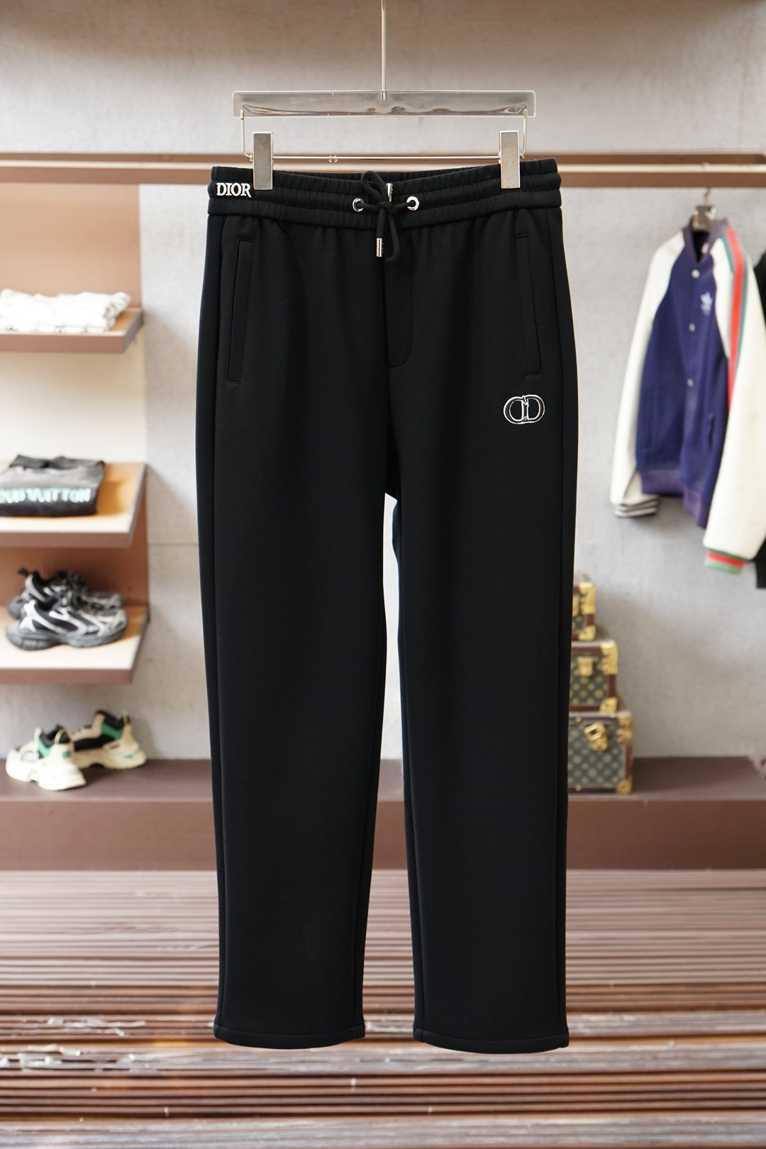 Dior迪奥/25秋冬 🌟🌟男士精品休闲直筒裤史上最强修饰腿型拉长身材比例，.意大利🇮🇹进口面料，🩷🩷最
