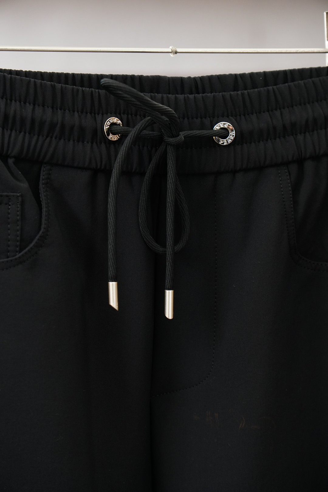 Prada普拉达-25秋冬 加厚🌟🌟男士精品休闲直筒裤史上最强修饰腿型拉长身材比例，.意大利🇮🇹进口面料