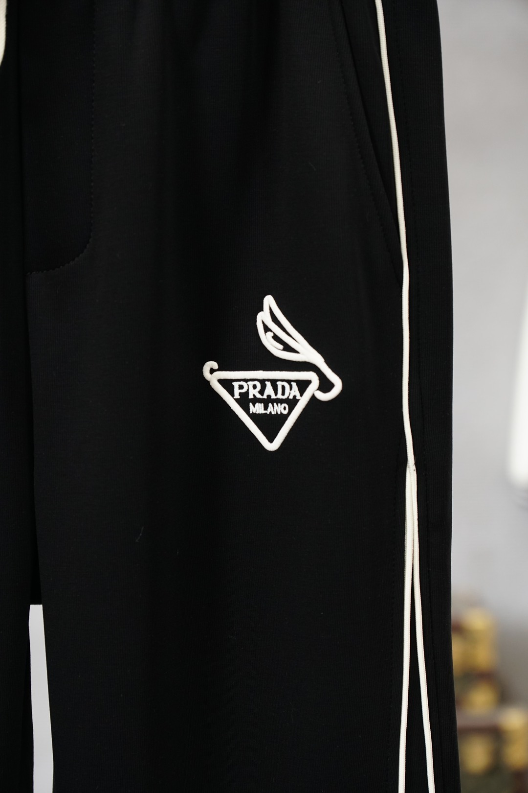 Prada普拉达-25秋冬 加厚🌟🌟男士精品休闲直筒裤史上最强修饰腿型拉长身材比例，.意大利🇮🇹进口面料