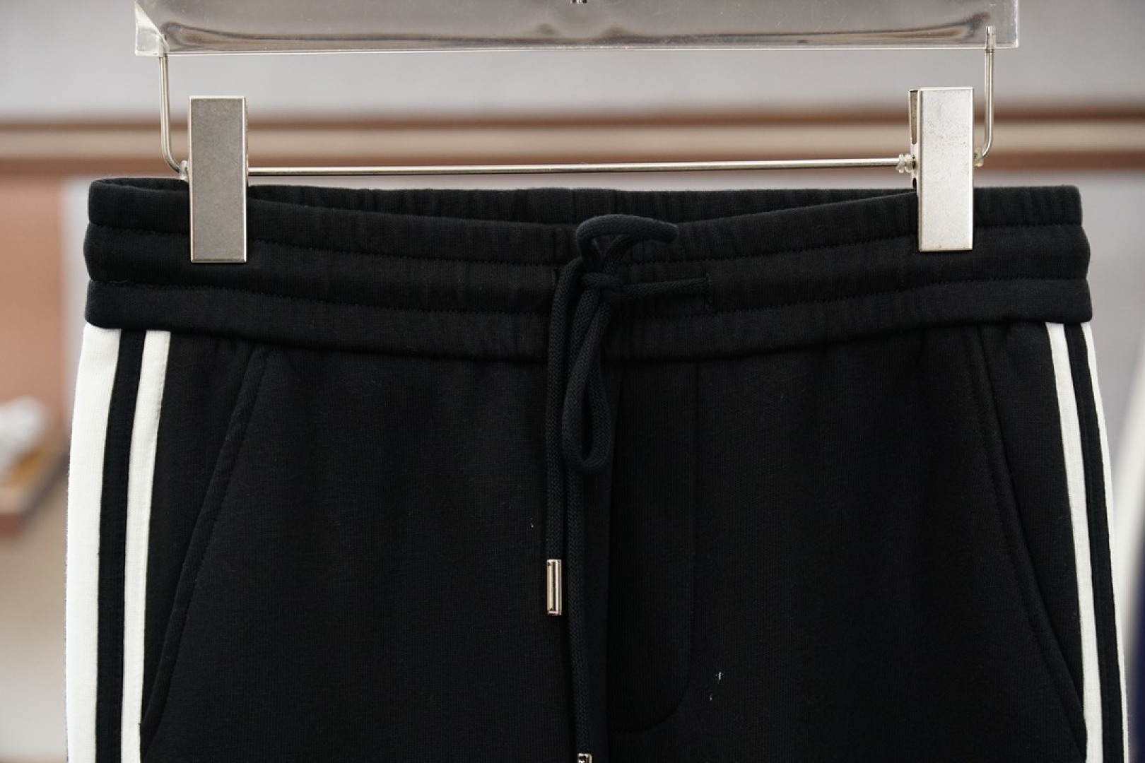 蒙口-2025 秋冬男士休闲裤🔥加厚棉面料休闲裤，最新款上身版型无敌正！🥯🥯绝对可以闭眼收的一款此款裤子