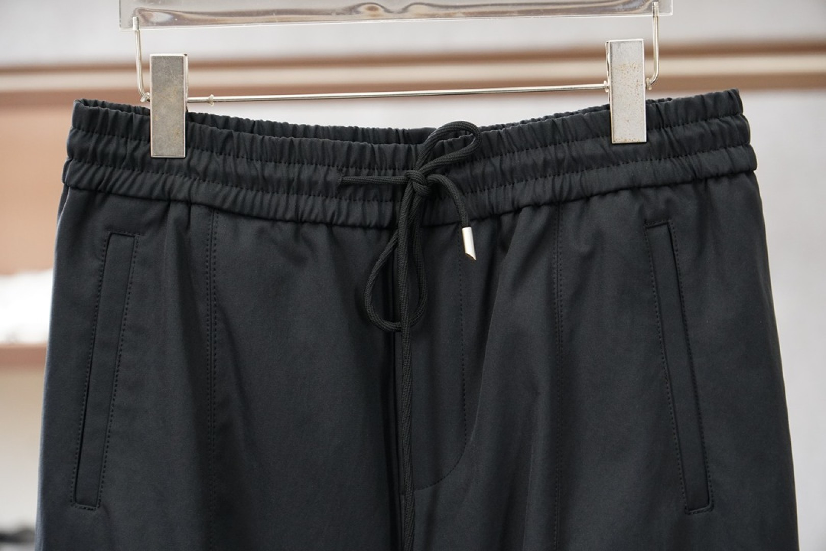 Prada普拉达-2025 秋冬男士休闲裤🔥加厚棉面料休闲裤，最新款上身版型无敌正！🥯🥯绝对可以闭眼收的