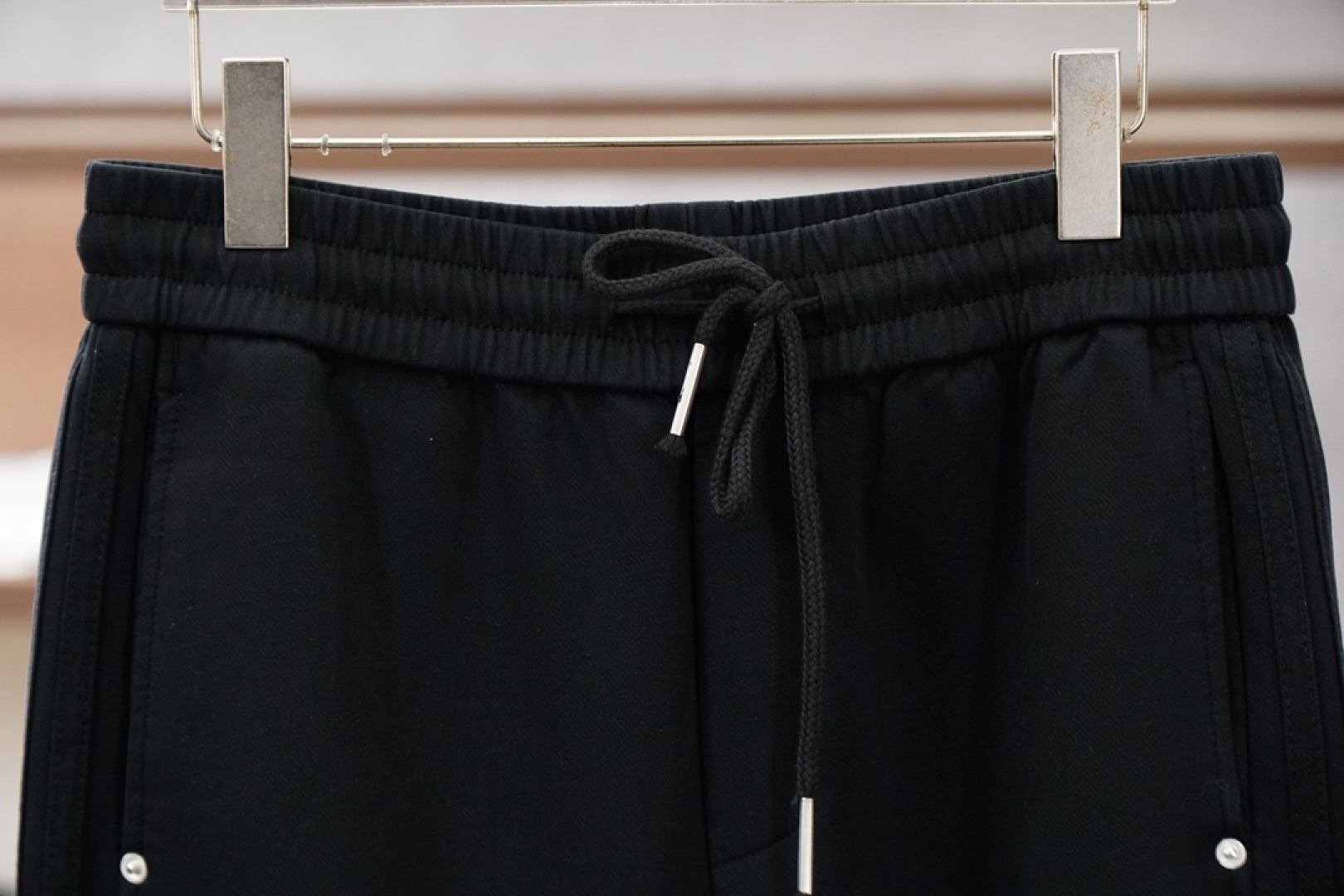 Dior迪奥_2025 秋冬男士休闲裤🔥加厚棉面料休闲裤，最新款上身版型无敌正！🥯🥯绝对可以闭眼收的一款