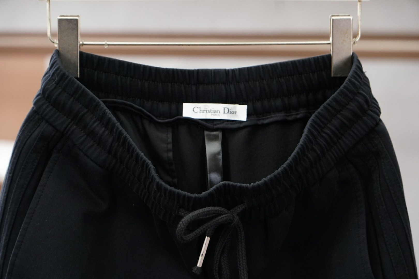 Dior迪奥_2025 秋冬男士休闲裤🔥加厚棉面料休闲裤，最新款上身版型无敌正！🥯🥯绝对可以闭眼收的一款