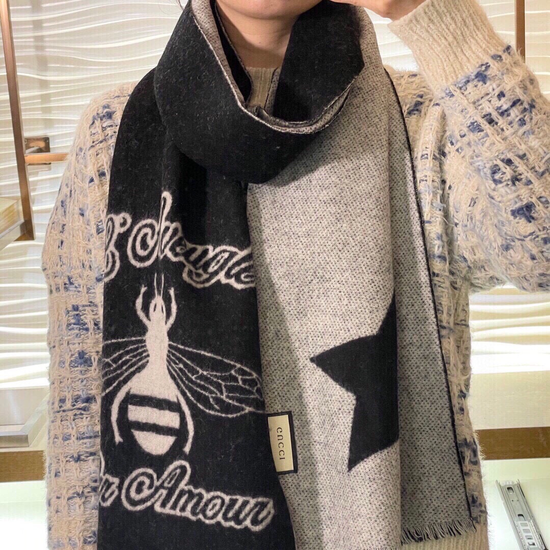 古奇【双G提花双面】款式经典，男女都可以 大方时髦，不过时，随便什么时候拿出来戴都好看。Gucci这款限