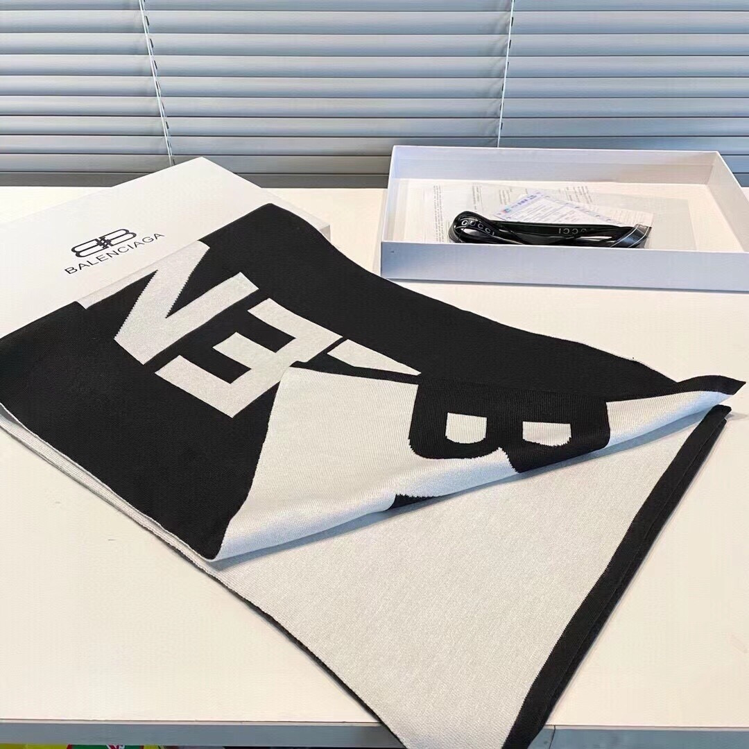 💋代购级别2025专柜最新款💨巴黎世家 火爆来袭💥🎊顶级色织工艺。此工艺只有大牌纯正代工厂才有的工艺‼️