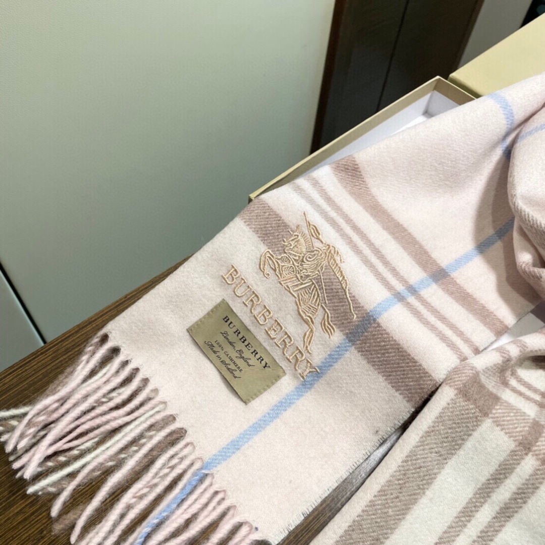 爆款‼️顶级高尖端巴宝利供迪拜出口货‼️】🎀男士女士围巾2025新品✨羊绒经典条纹编织👐围巾♨️高尖端产