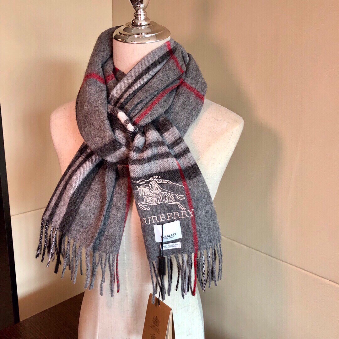 爆款‼️顶级高尖端巴宝利供迪拜出口货‼️】🎀男士女士围巾2025新品✨羊绒经典条纹编织👐围巾♨️高尖端产