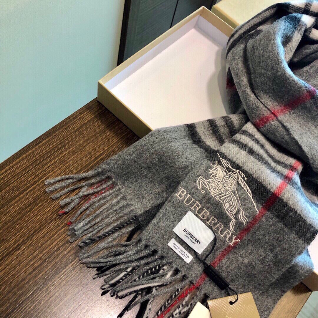 爆款‼️顶级高尖端巴宝利供迪拜出口货‼️】🎀男士女士围巾2025新品✨羊绒经典条纹编织👐围巾♨️高尖端产