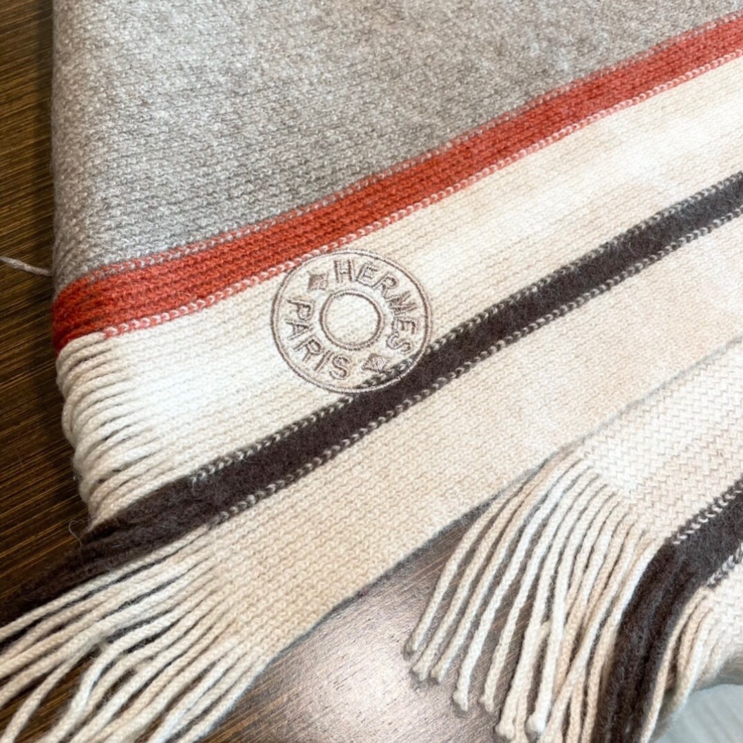 上新2025 爱马仕男女款围巾且买且珍惜😍~都是出口订单所以比较难遇❤️东西讲究少而精😍好看的一定要收😎