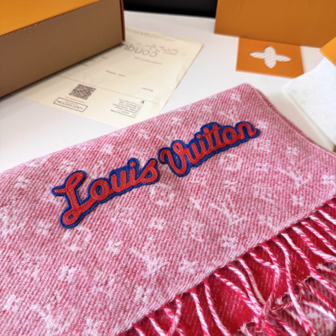 ❤️新款LV 2025高品质 官网同步【双面围巾】经典优雅[礼物]~气质到骨子里[色]新一季的面料超高级