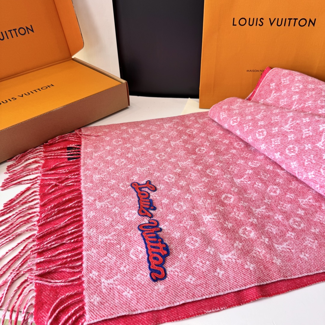 ❤️新款LV 2025高品质 官网同步【双面围巾】经典优雅[礼物]~气质到骨子里[色]新一季的面料超高级